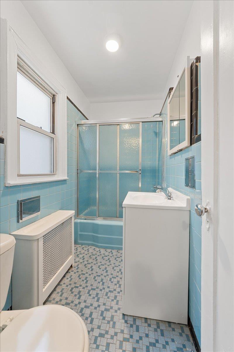 Single Family Edison  Bronx, NY 10461, MLS-865498-16