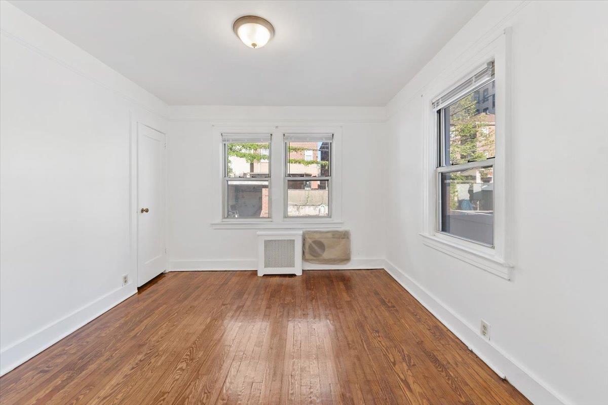 Single Family Edison  Bronx, NY 10461, MLS-865498-18