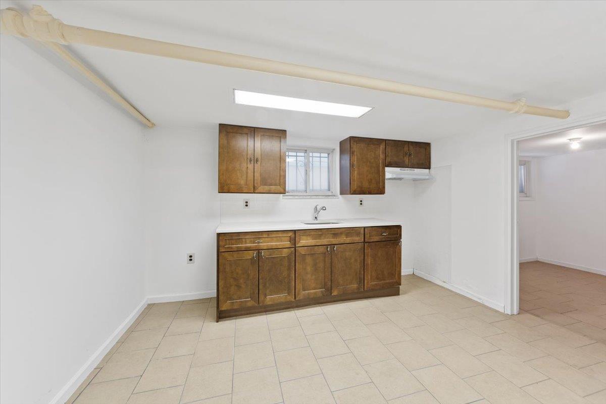 Single Family Edison  Bronx, NY 10461, MLS-865498-5