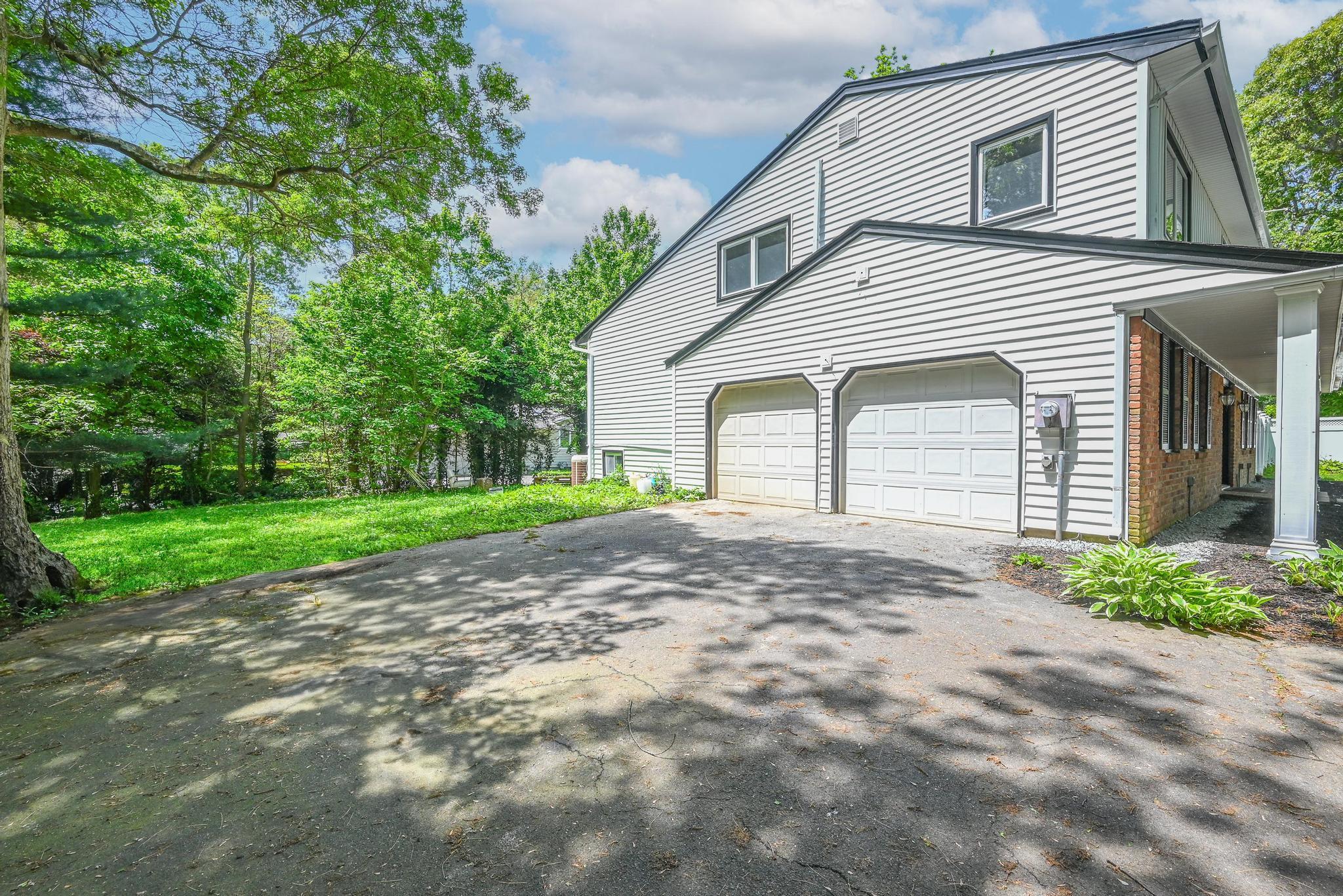 Single Family Parkhill  Suffolk County, NY 11743, MLS-865505-4