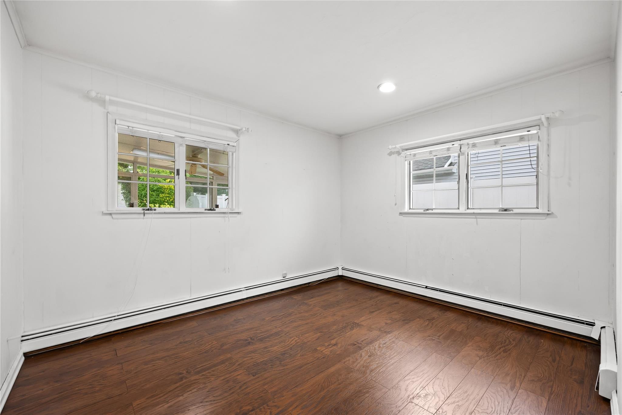 Single Family Arizona  Nassau County, NY 11791, MLS-865616-12