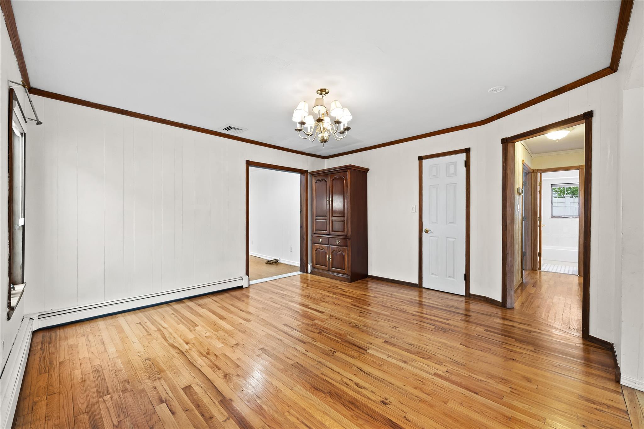 Single Family Arizona  Nassau County, NY 11791, MLS-865616-19