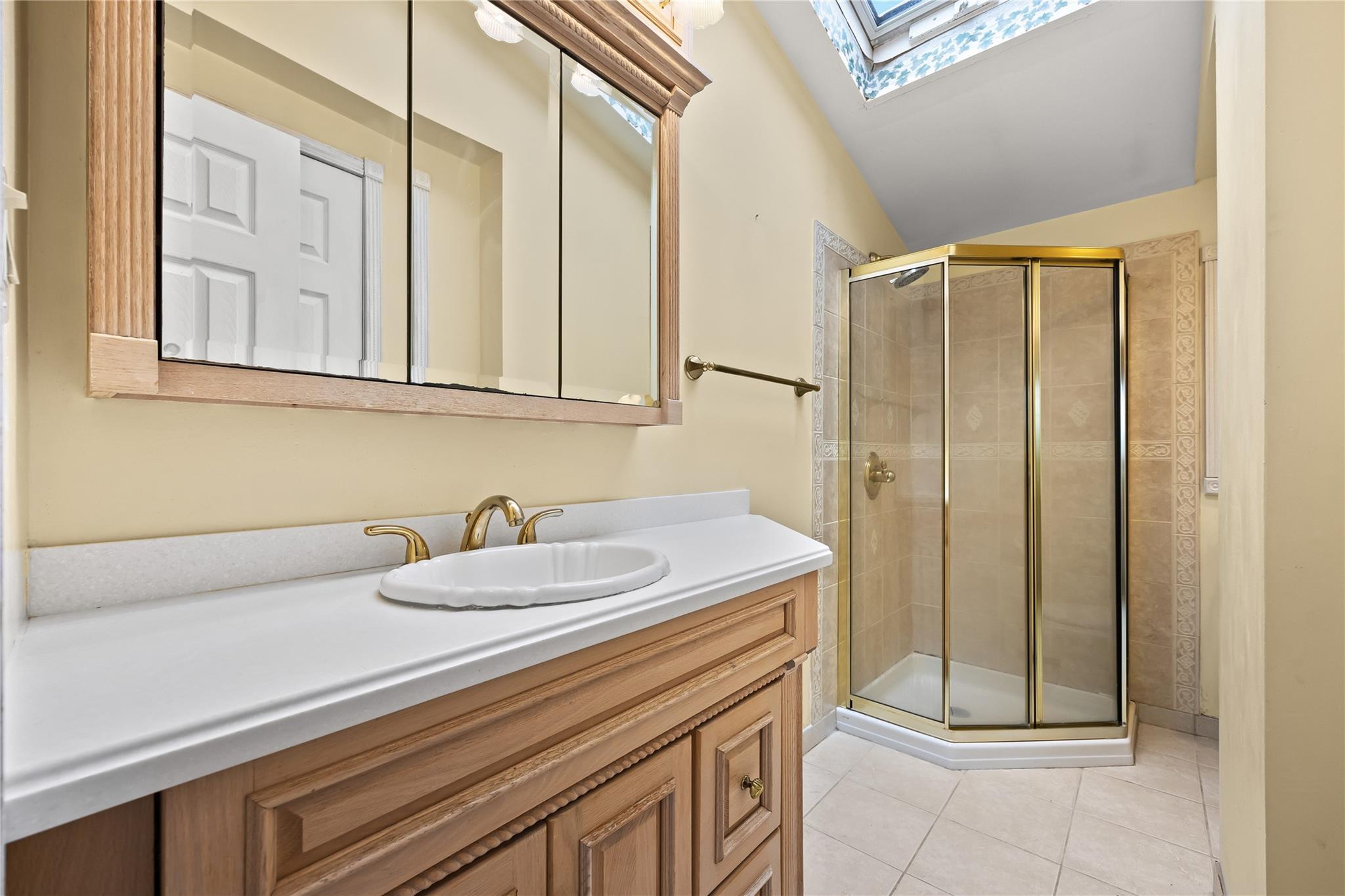 Single Family Arizona  Nassau County, NY 11791, MLS-865616-35