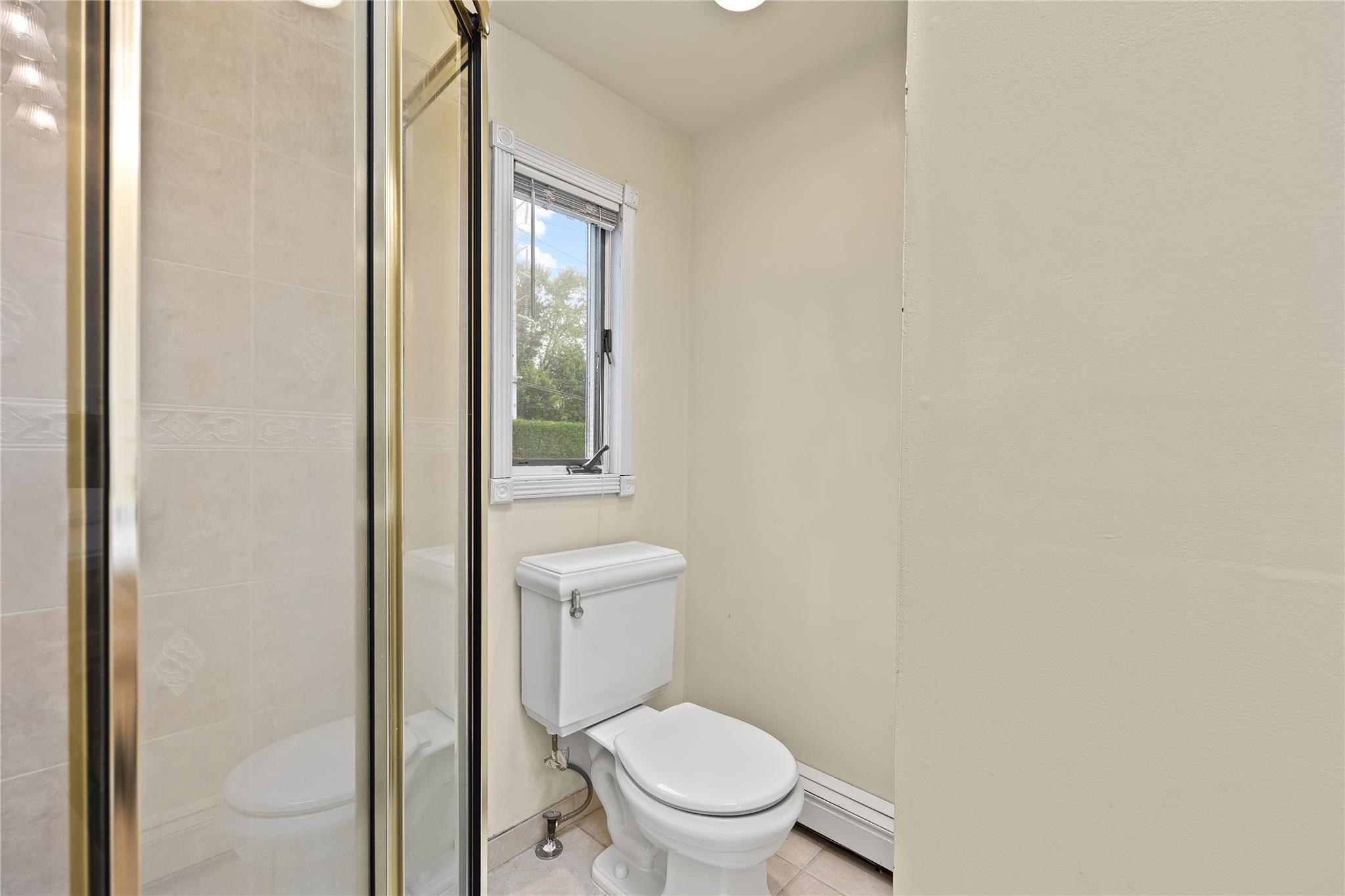 Single Family Arizona  Nassau County, NY 11791, MLS-865616-36