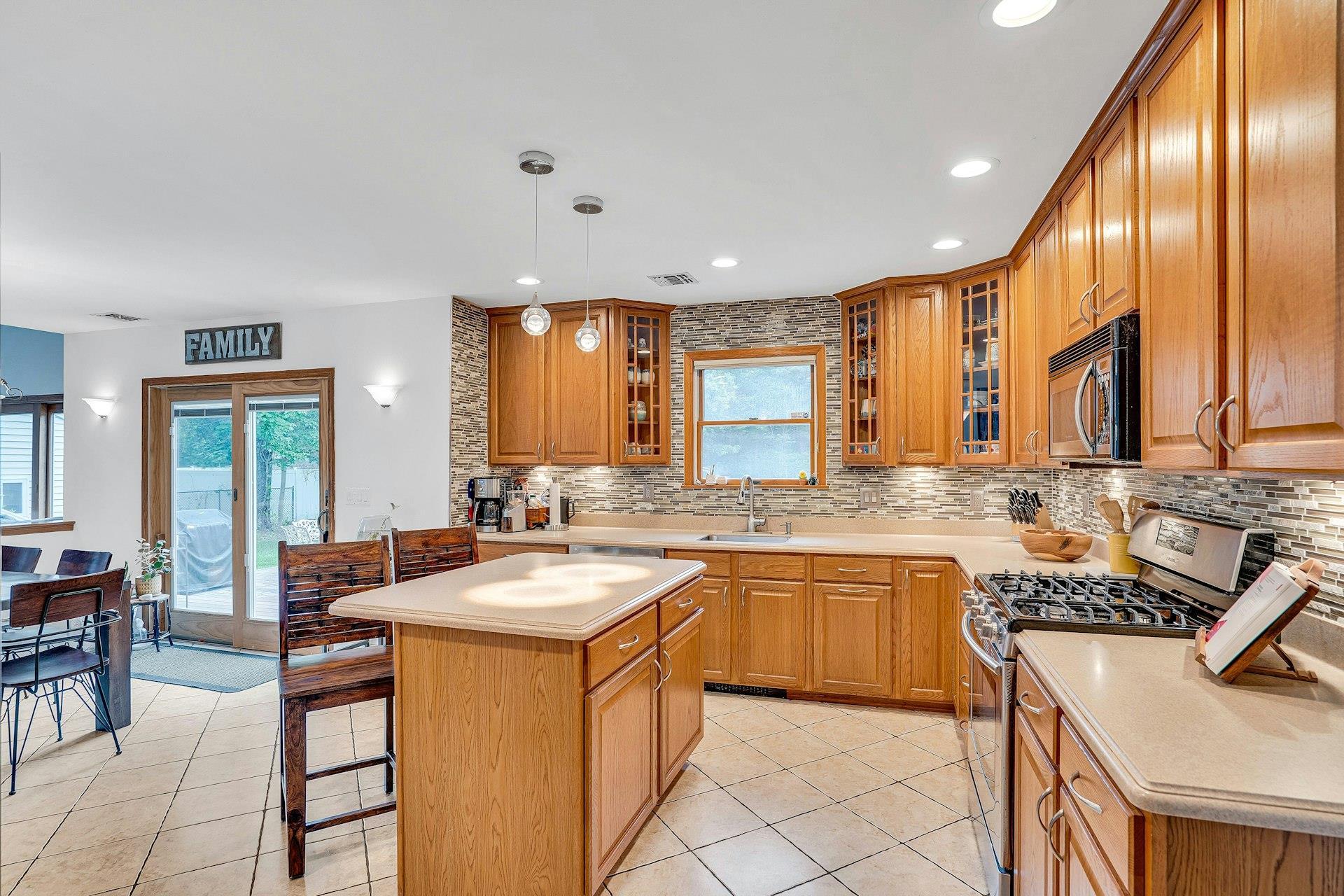 Single Family Carlls Straight  Suffolk County, NY 11746, MLS-865623-21