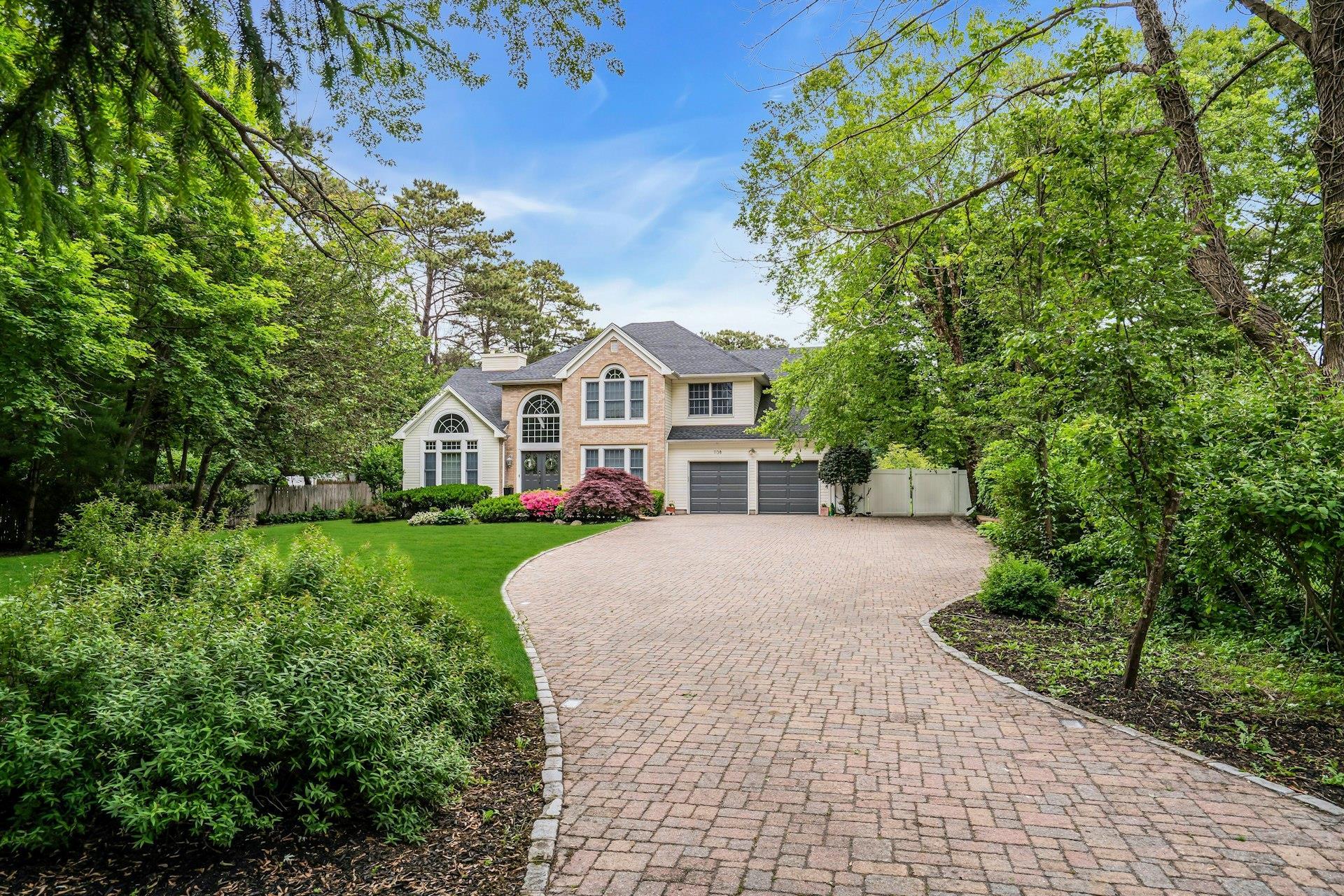 Single Family Carlls Straight  Suffolk County, NY 11746, MLS-865623-3