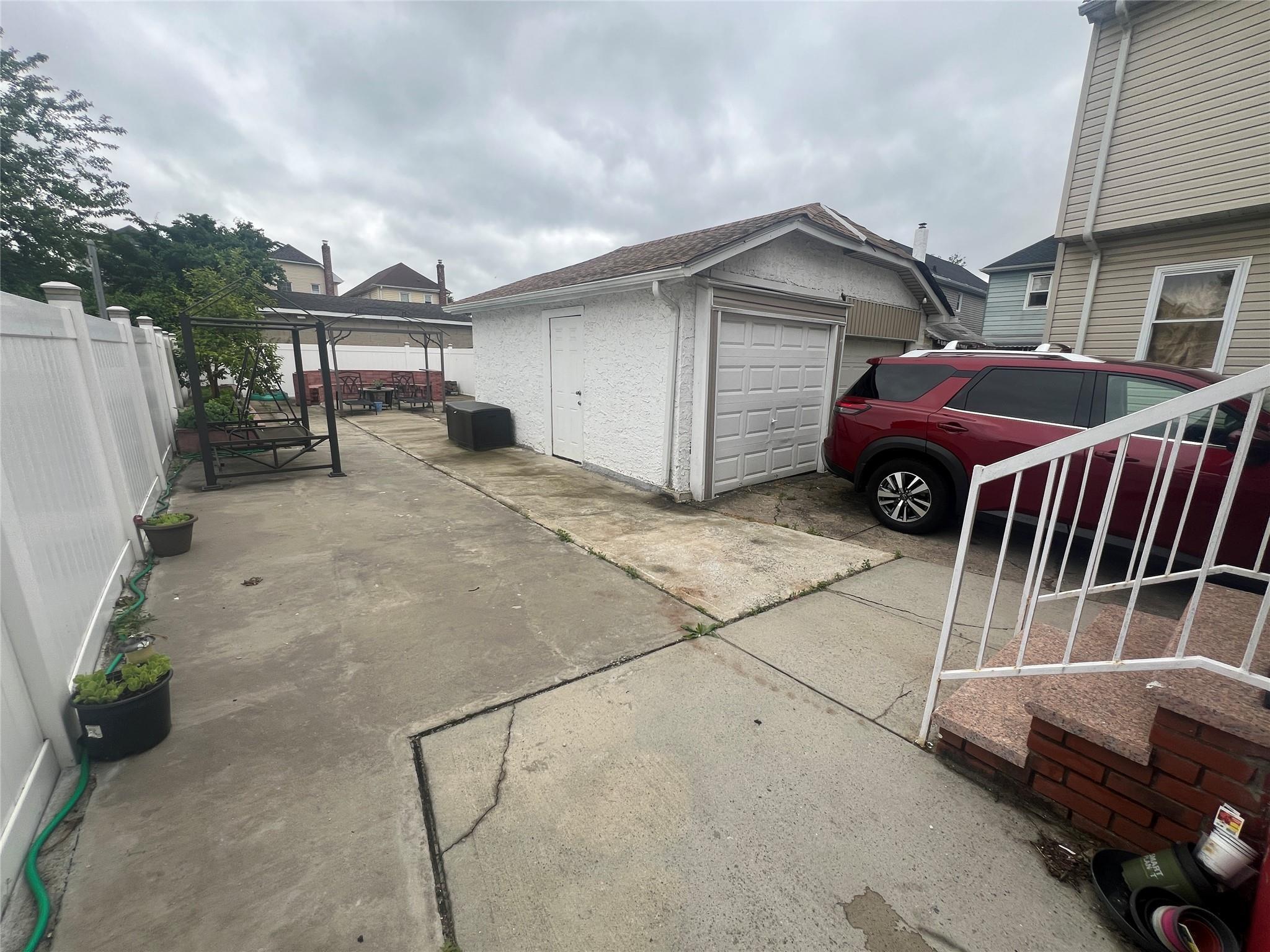 Single Family 218th  Queens, NY 11411, MLS-865624-2