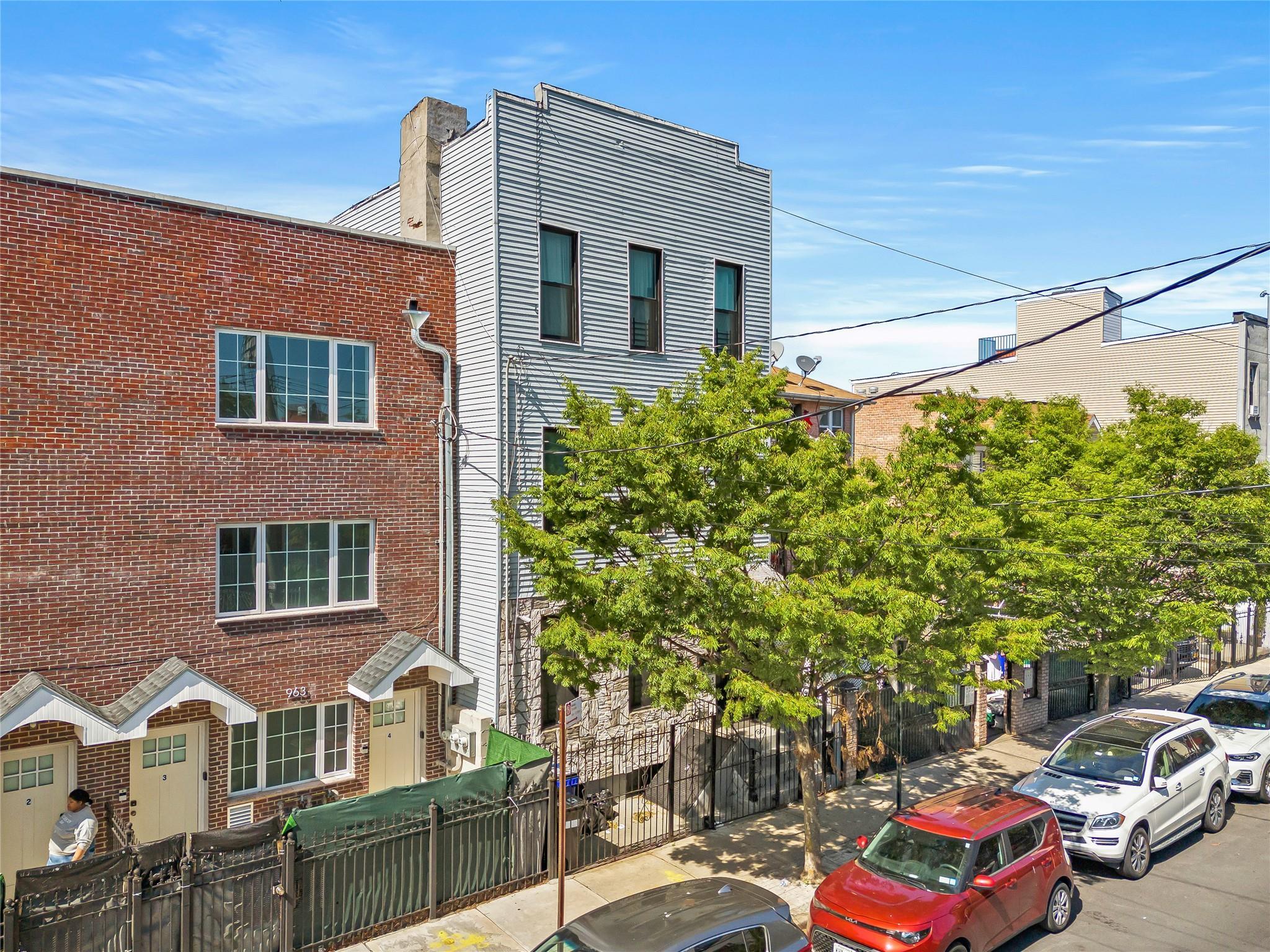 Single Family Glenmore  Brooklyn, NY 11208, MLS-865626-7