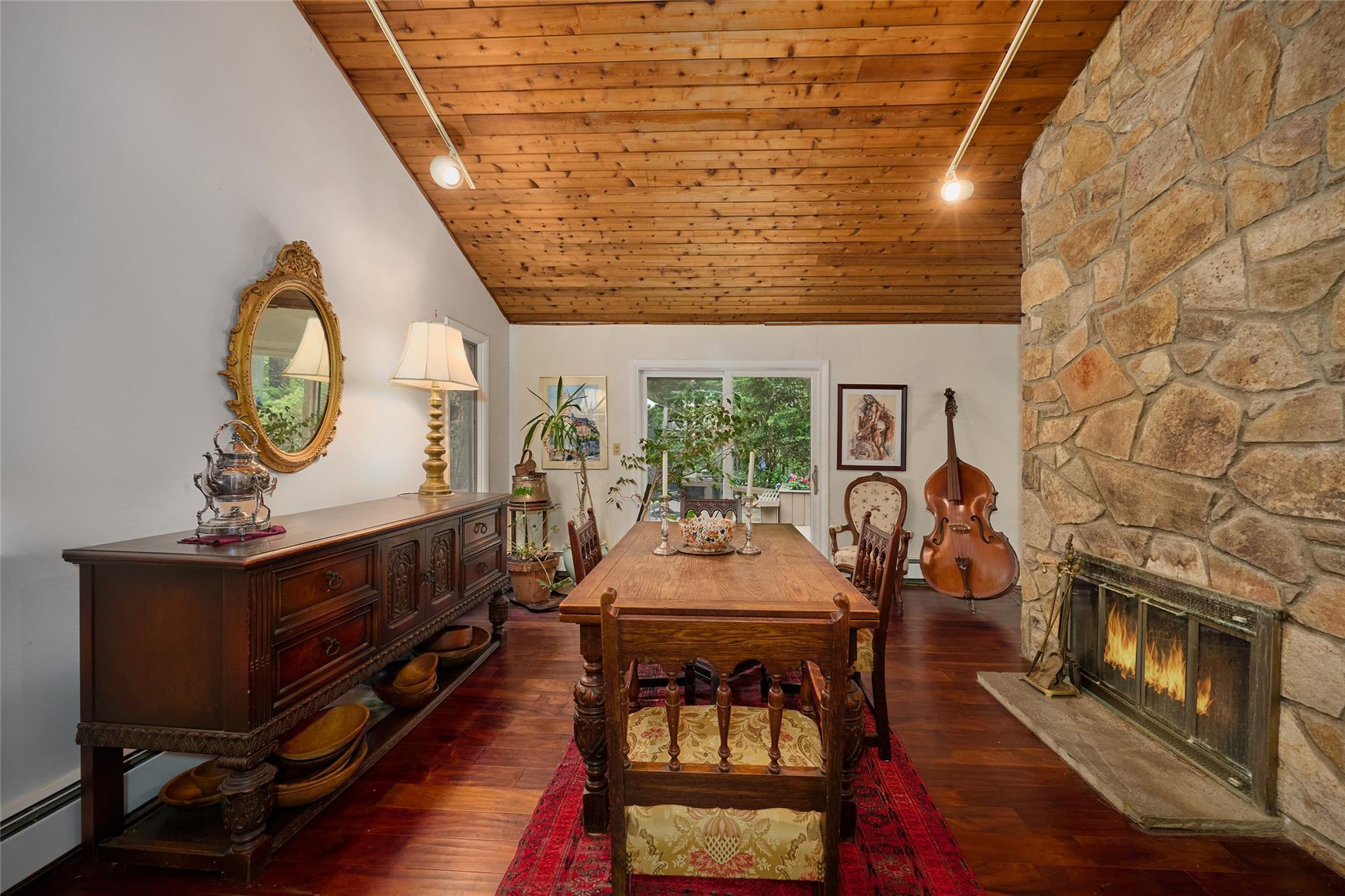 Single Family Greenlawn  Westchester County, NY 10536, MLS-865662-10
