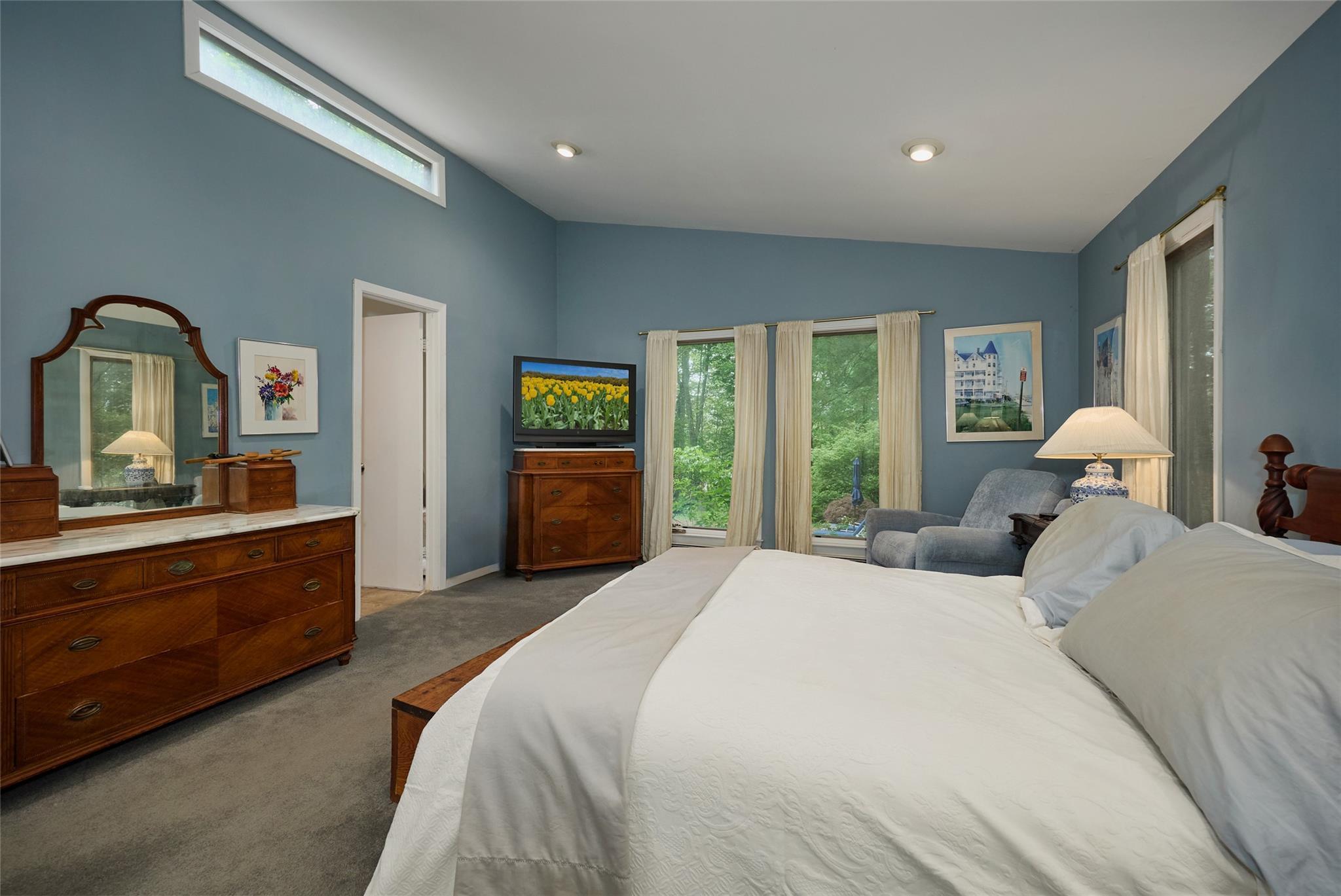 Single Family Greenlawn  Westchester County, NY 10536, MLS-865662-18