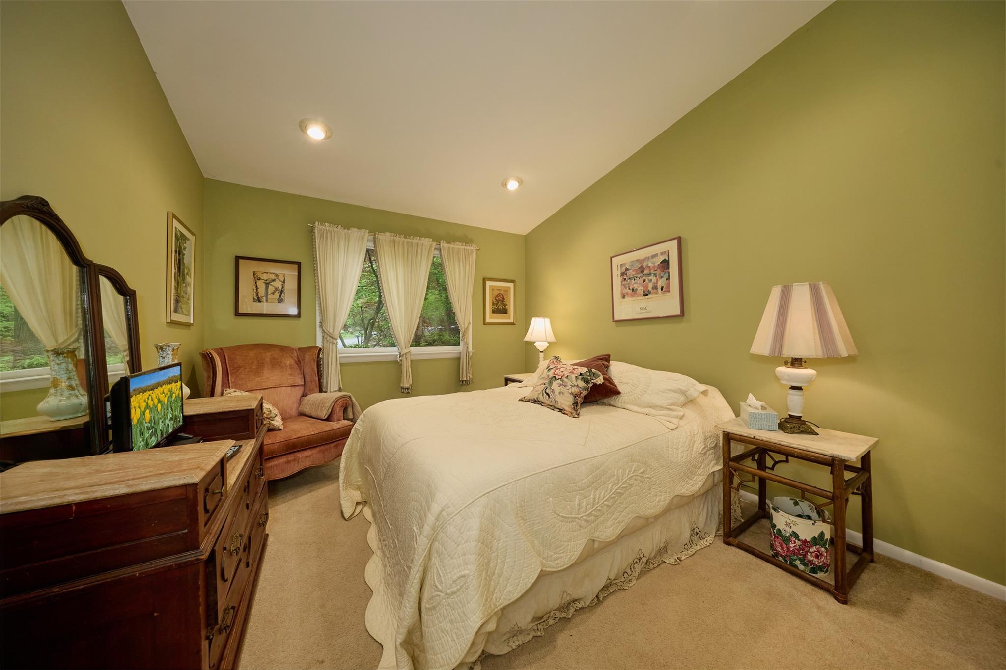 Single Family Greenlawn  Westchester County, NY 10536, MLS-865662-20