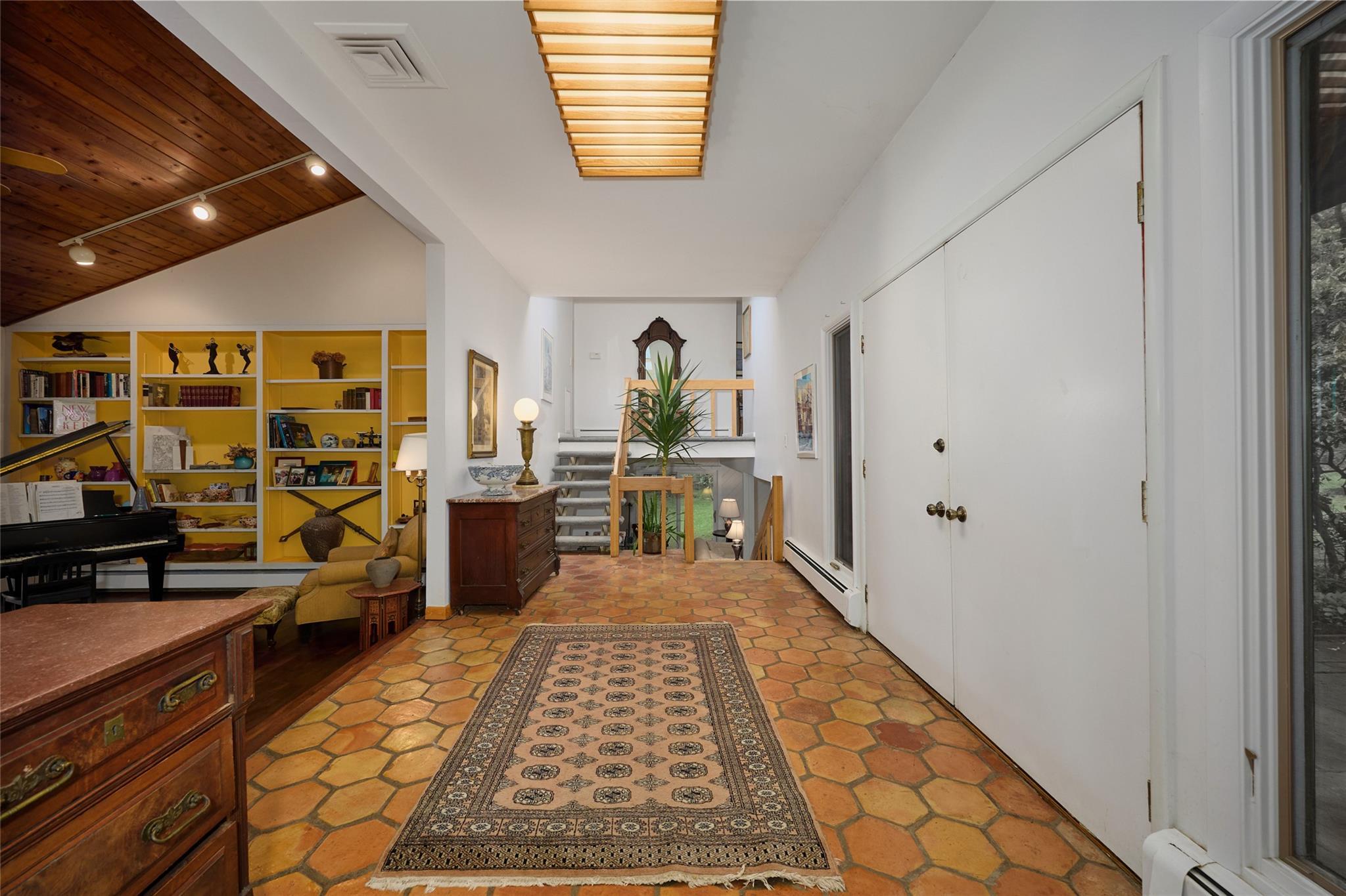 Single Family Greenlawn  Westchester County, NY 10536, MLS-865662-3