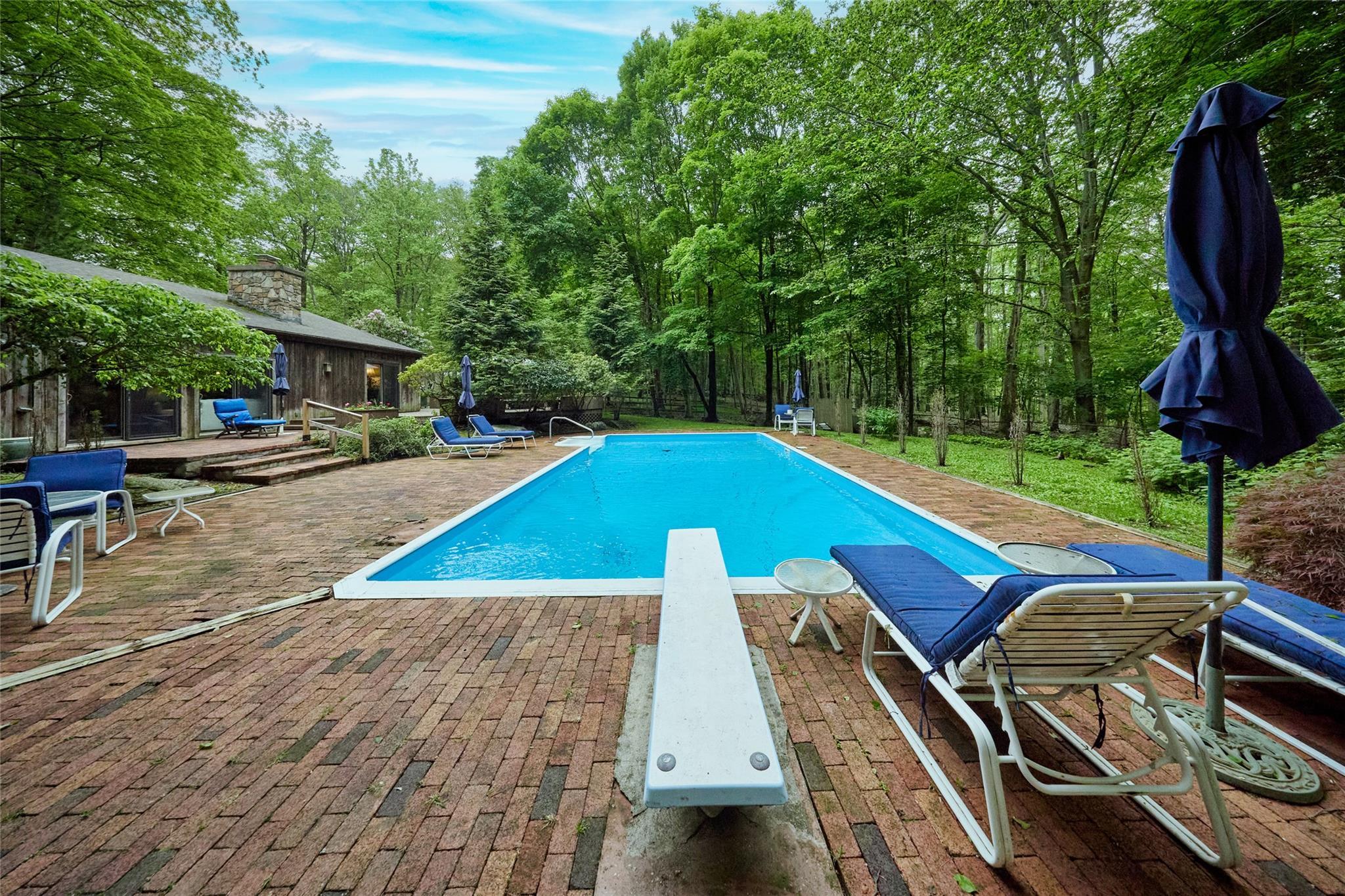 Single Family Greenlawn  Westchester County, NY 10536, MLS-865662-34