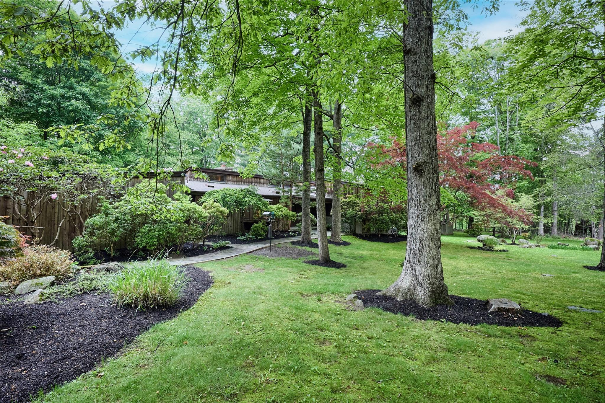Single Family Greenlawn  Westchester County, NY 10536, MLS-865662-41