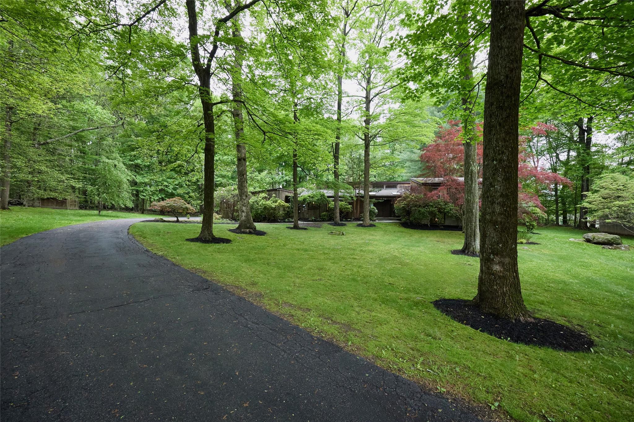 Single Family Greenlawn  Westchester County, NY 10536, MLS-865662-47