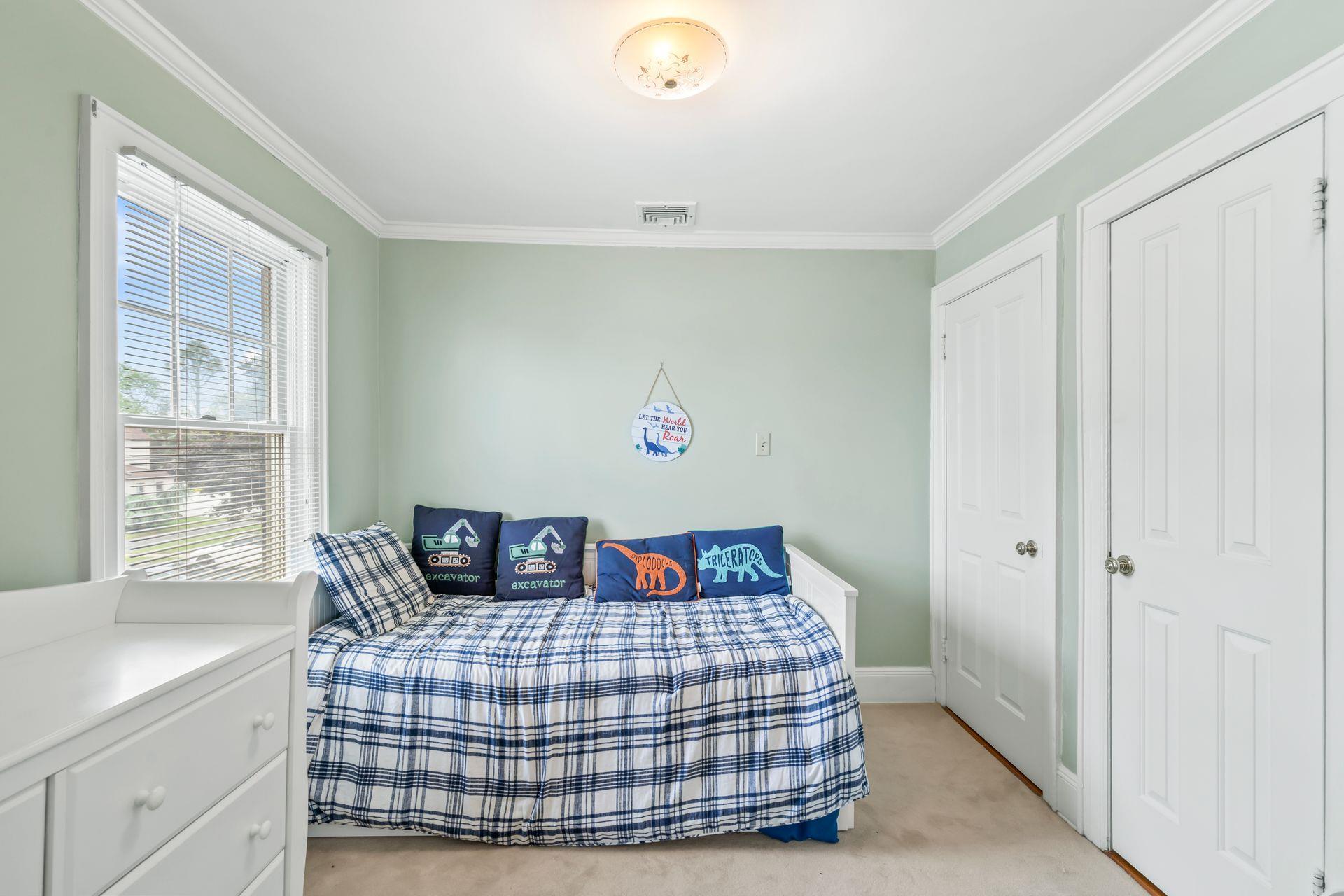 Single Family Buckingham  Nassau County, NY 11552, MLS-865687-25