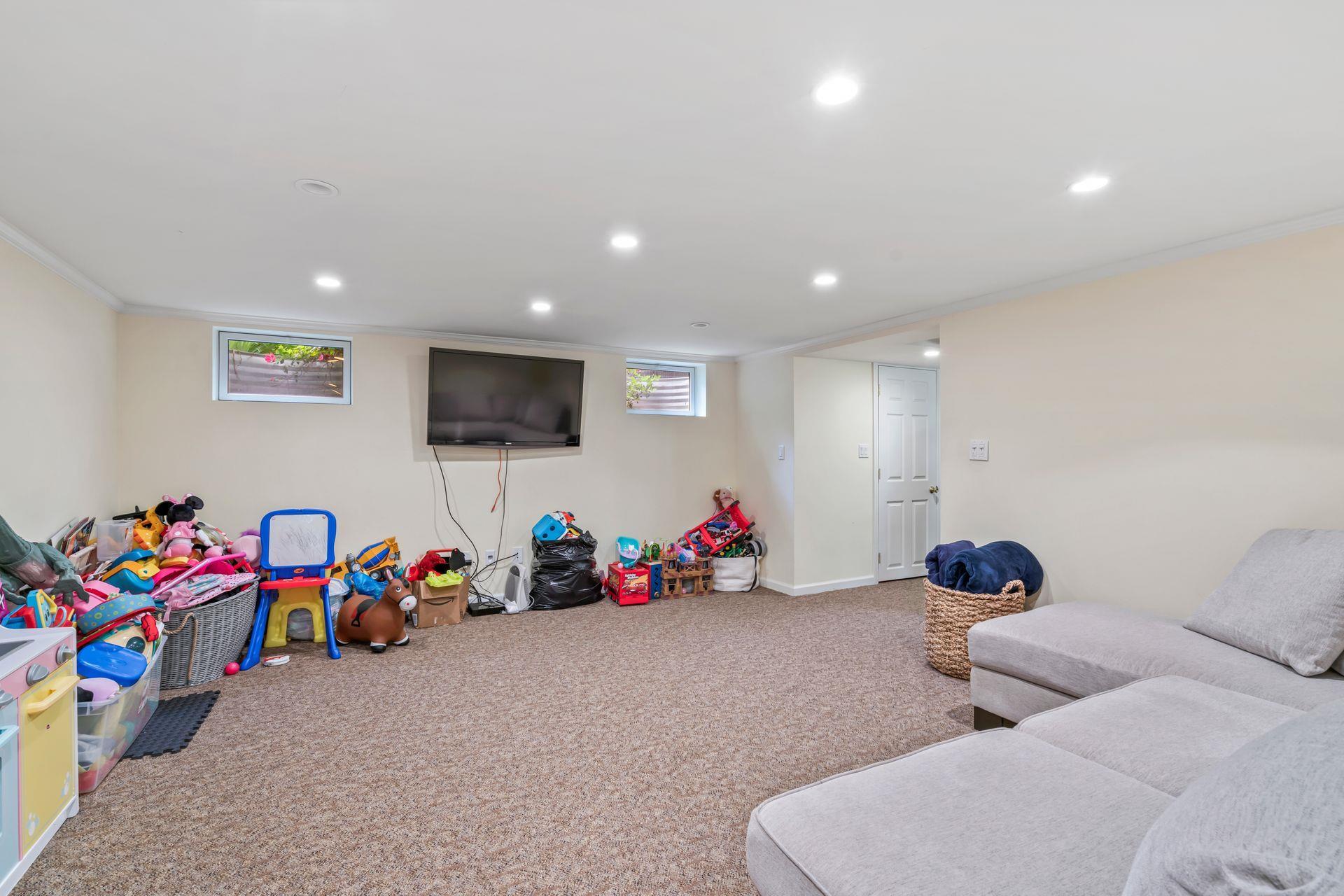 Single Family Buckingham  Nassau County, NY 11552, MLS-865687-30