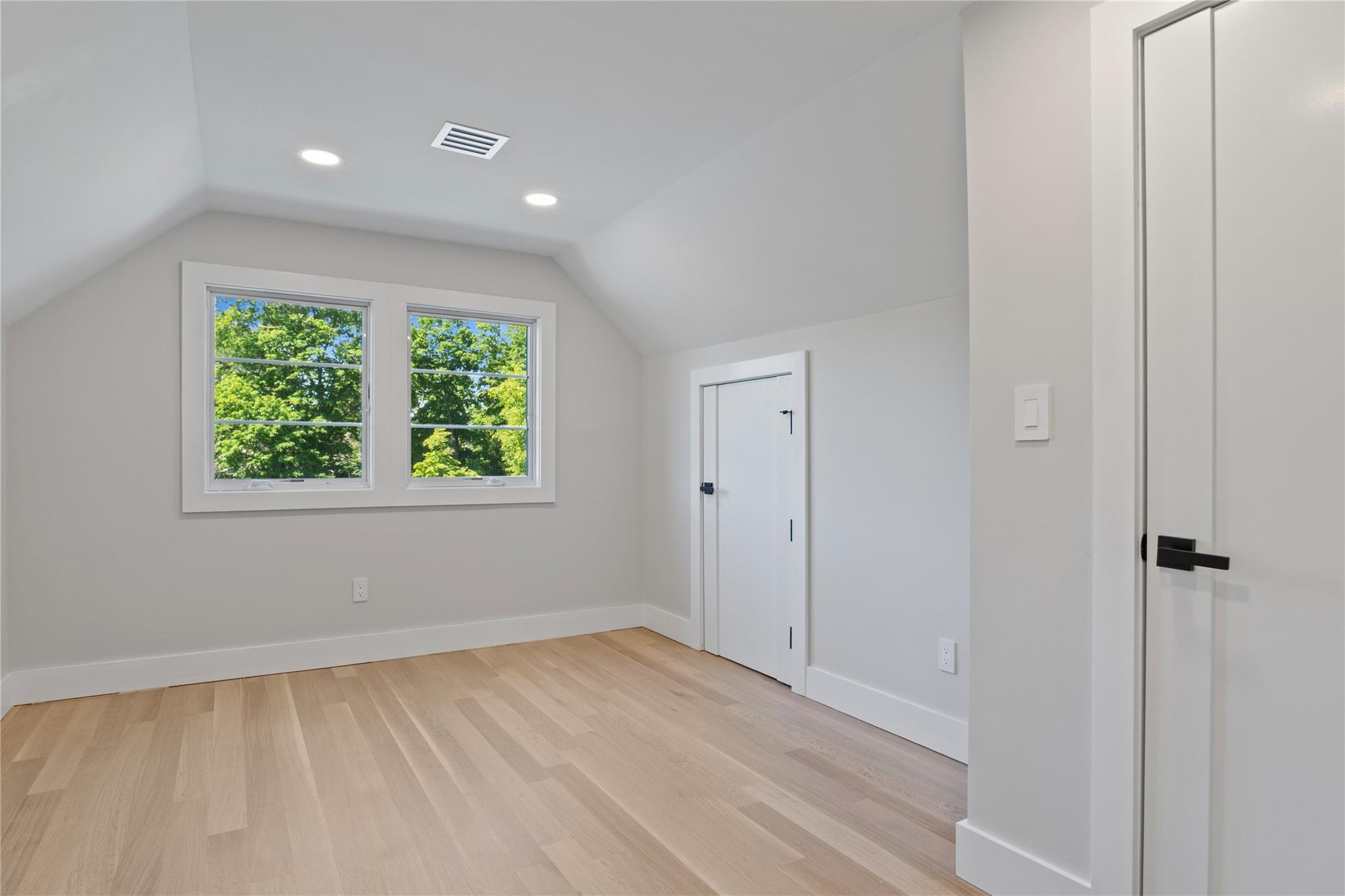 Single Family Henry  Nassau County, NY 11023, MLS-865708-29
