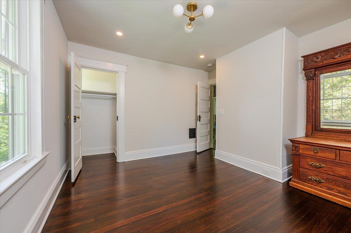 Single Family Lamarcus  Nassau County, NY 11542, MLS-865716-18