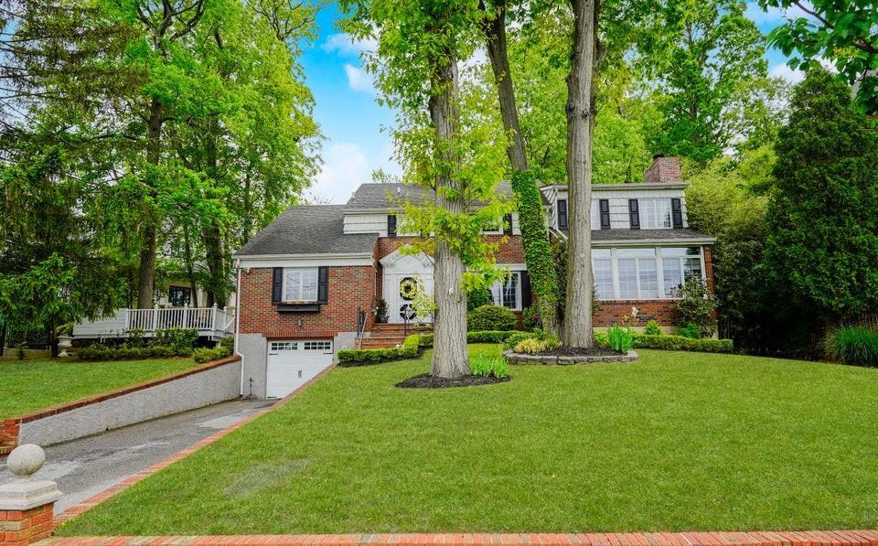 Single Family Lighthouse  Staten Island, NY 10306, MLS-865735-2