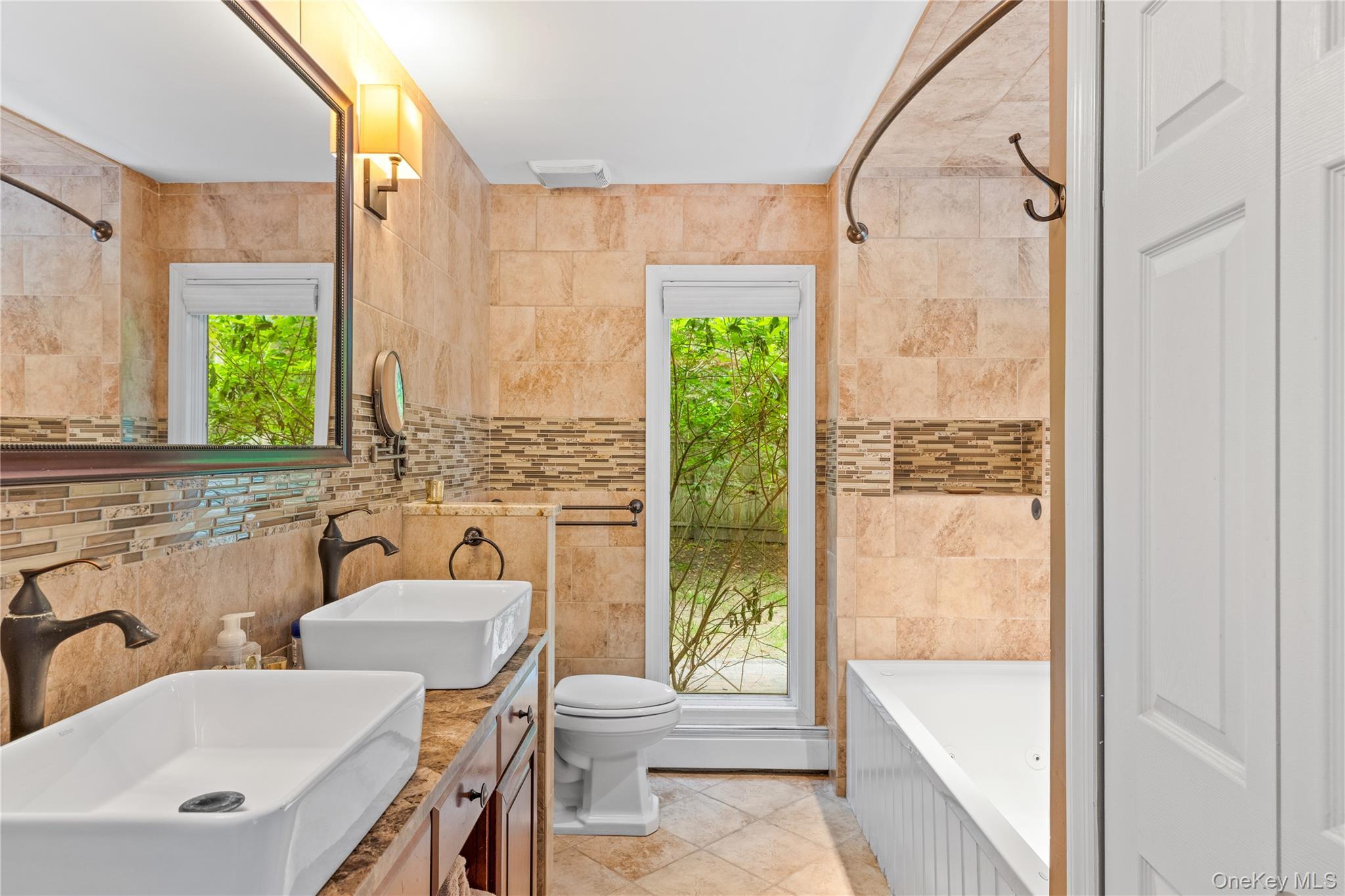 Single Family Cliff  Suffolk County, NY 11792, MLS-865758-17