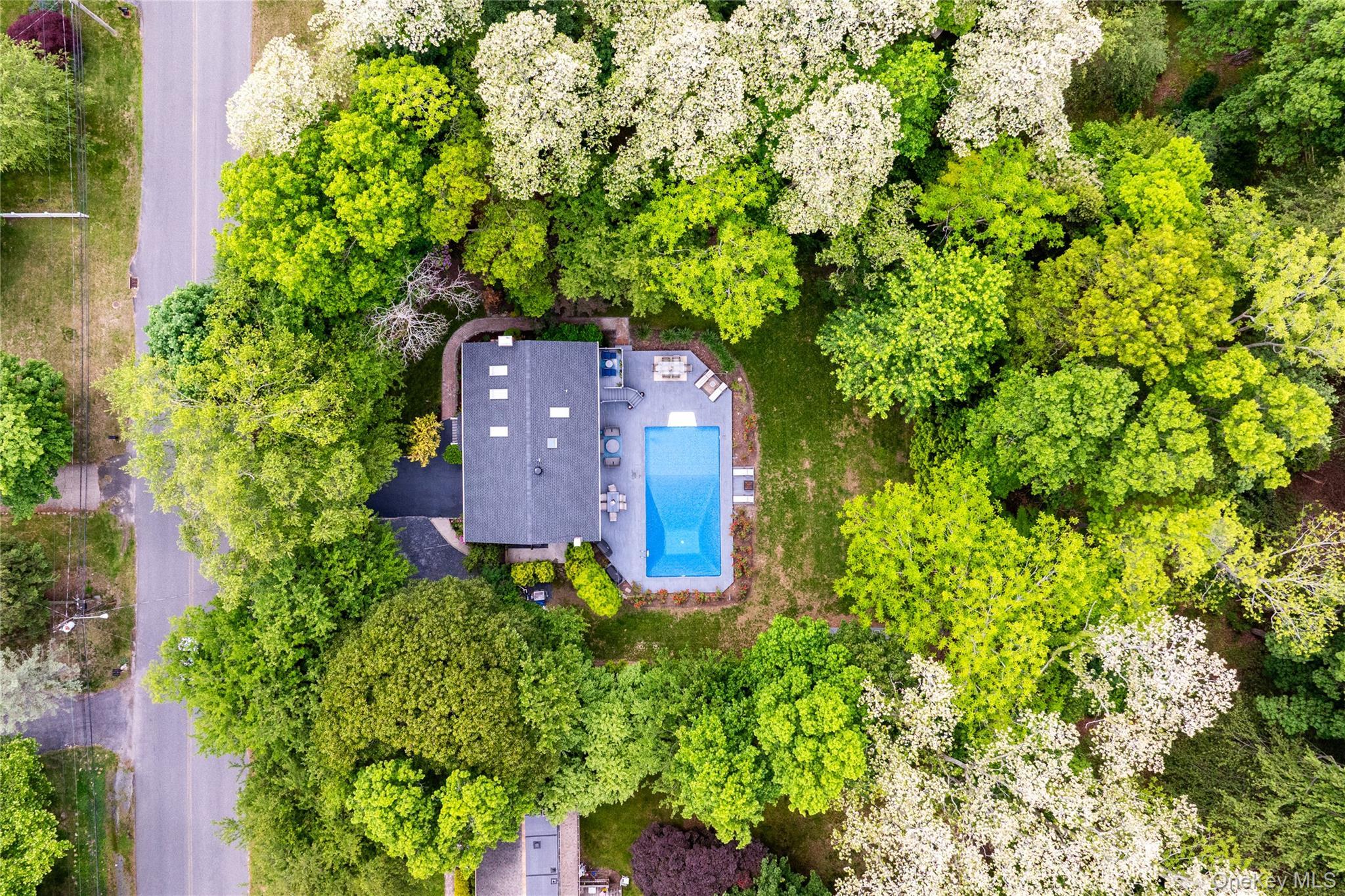 Single Family Cliff  Suffolk County, NY 11792, MLS-865758-21