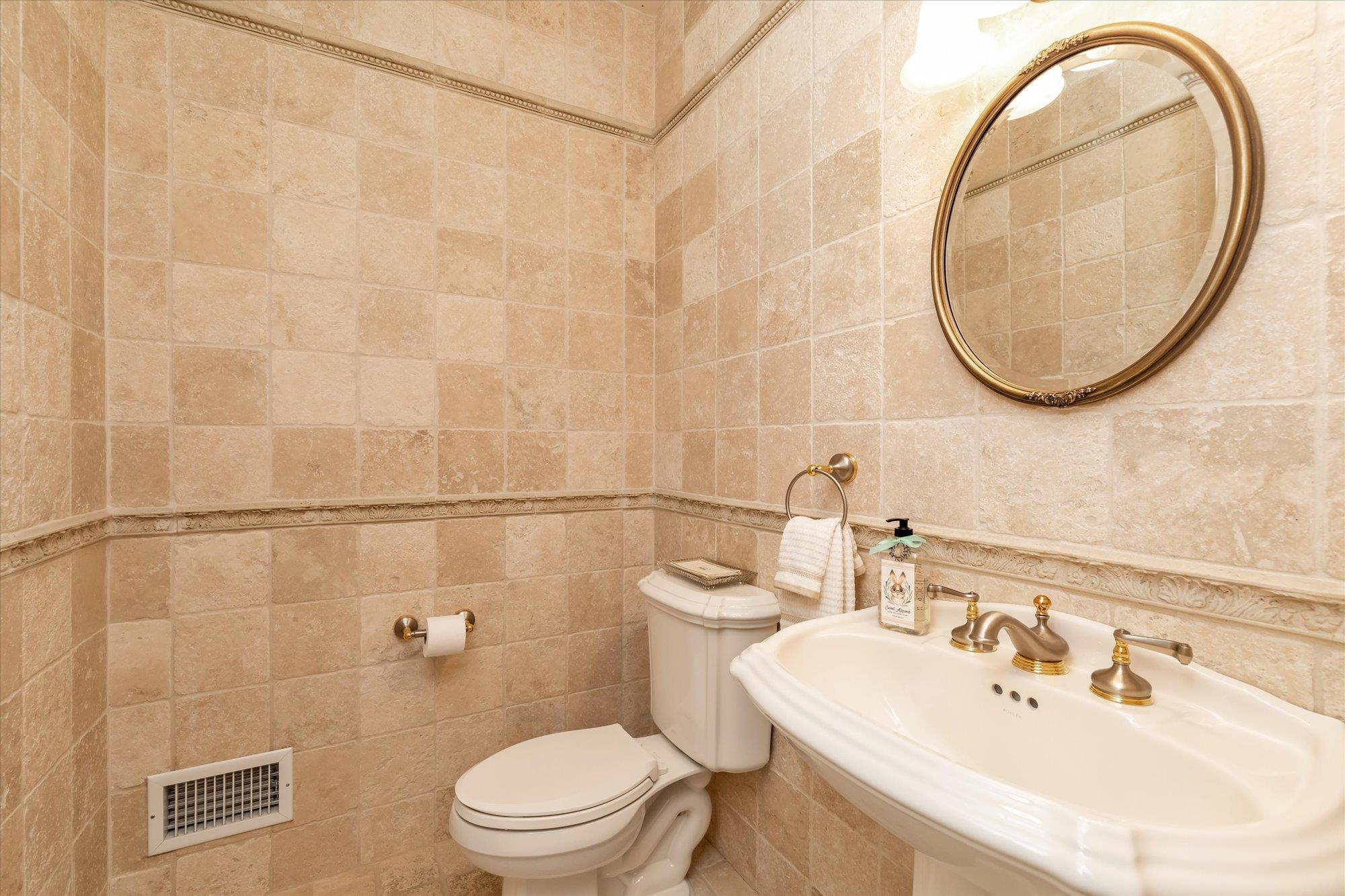 Single Family Geralind  Nassau County, NY 11791, MLS-865802-12