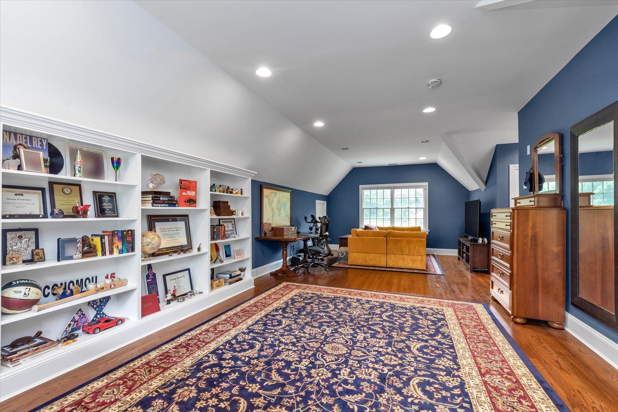 Single Family Geralind  Nassau County, NY 11791, MLS-865802-16
