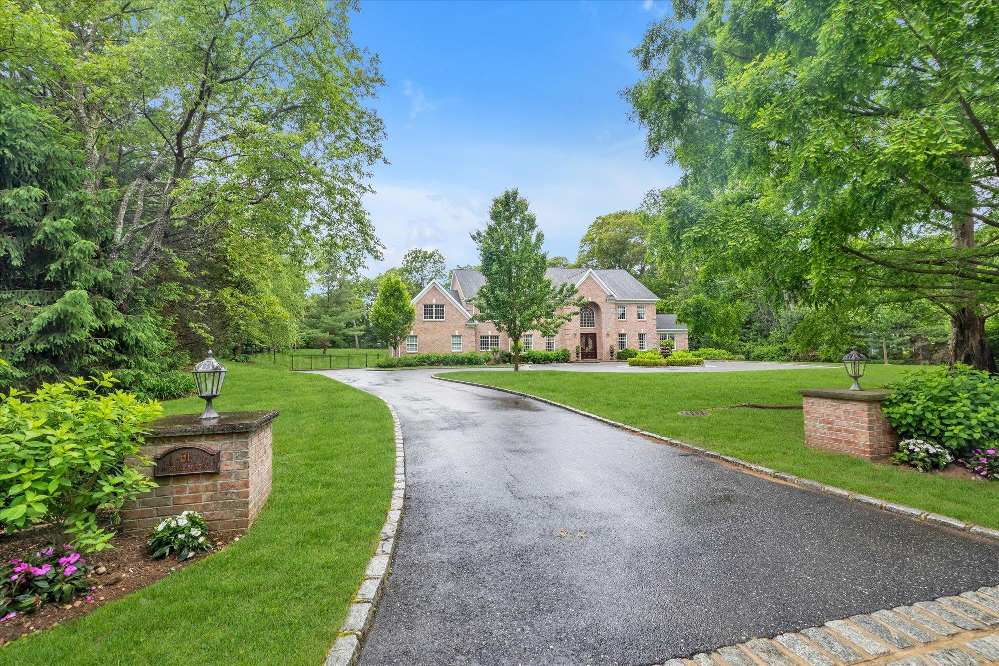 Single Family Geralind  Nassau County, NY 11791, MLS-865802-20