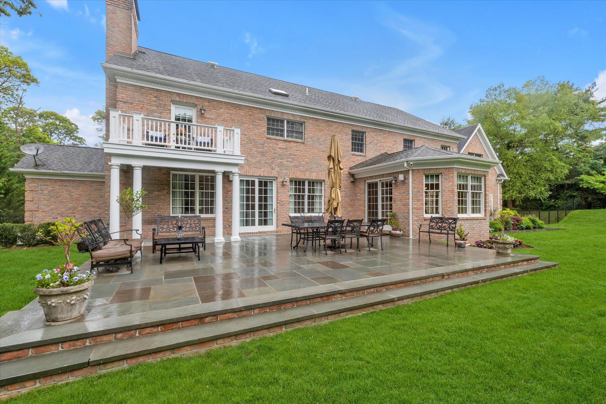 Single Family Geralind  Nassau County, NY 11791, MLS-865802-21
