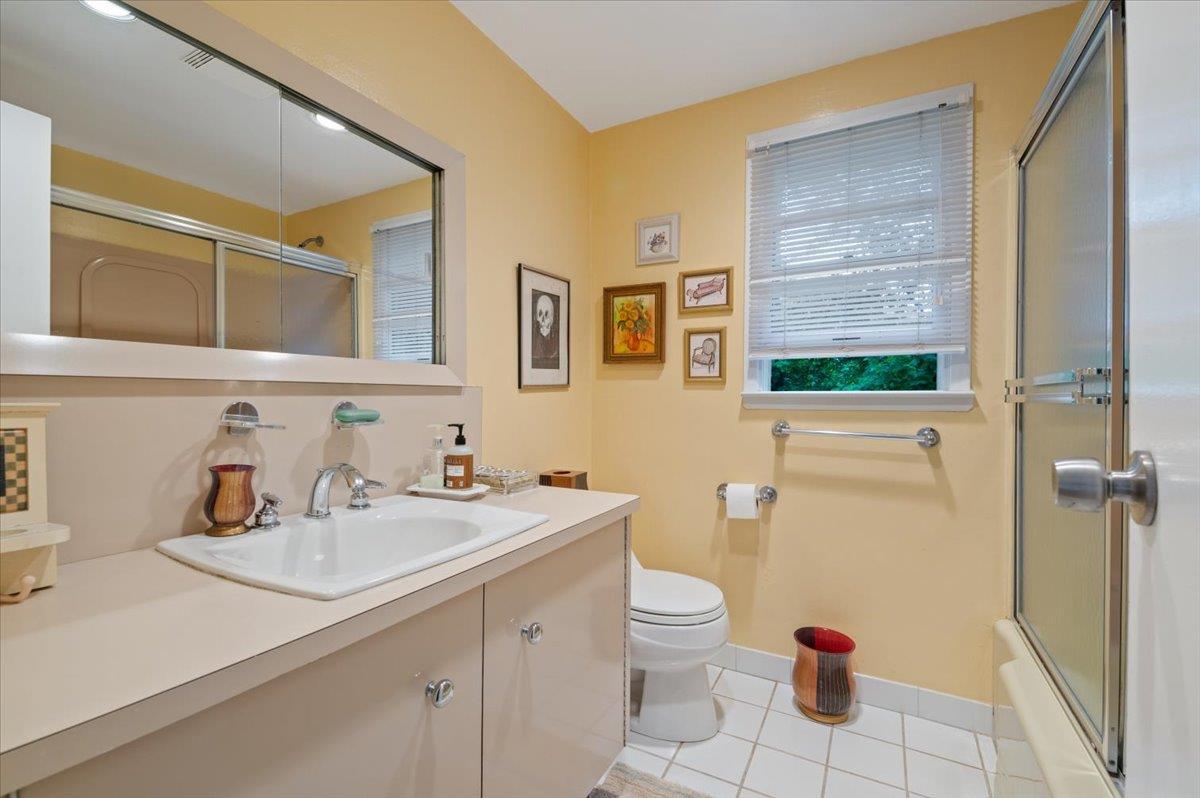 Single Family Juneau  Nassau County, NY 11797, MLS-865813-20