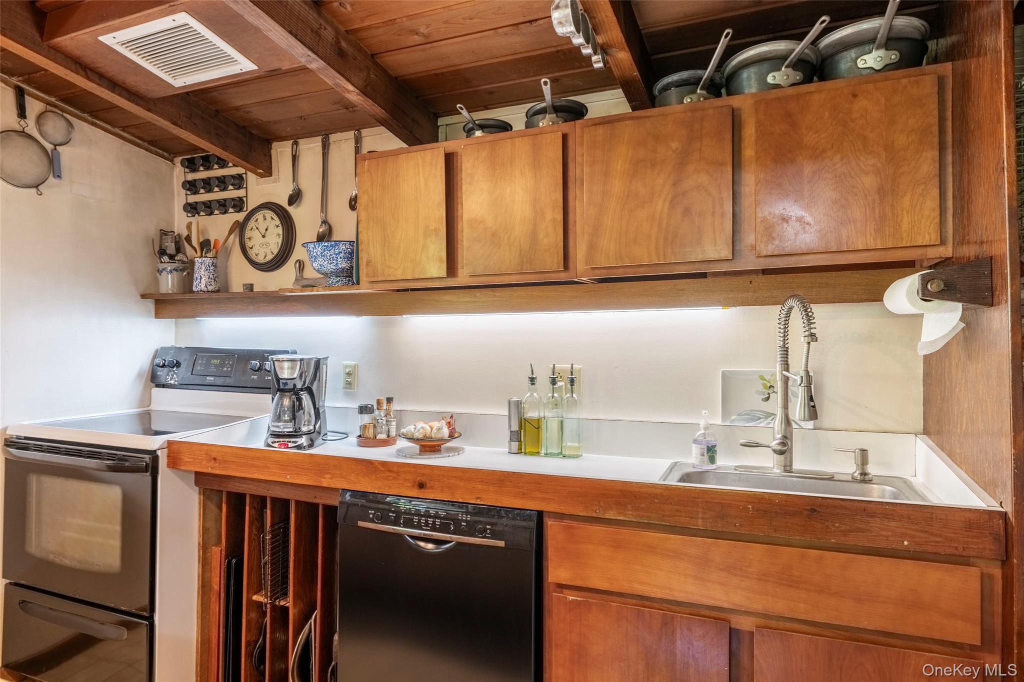 Single Family Route 212  Ulster County, NY 12477, MLS-865818-32