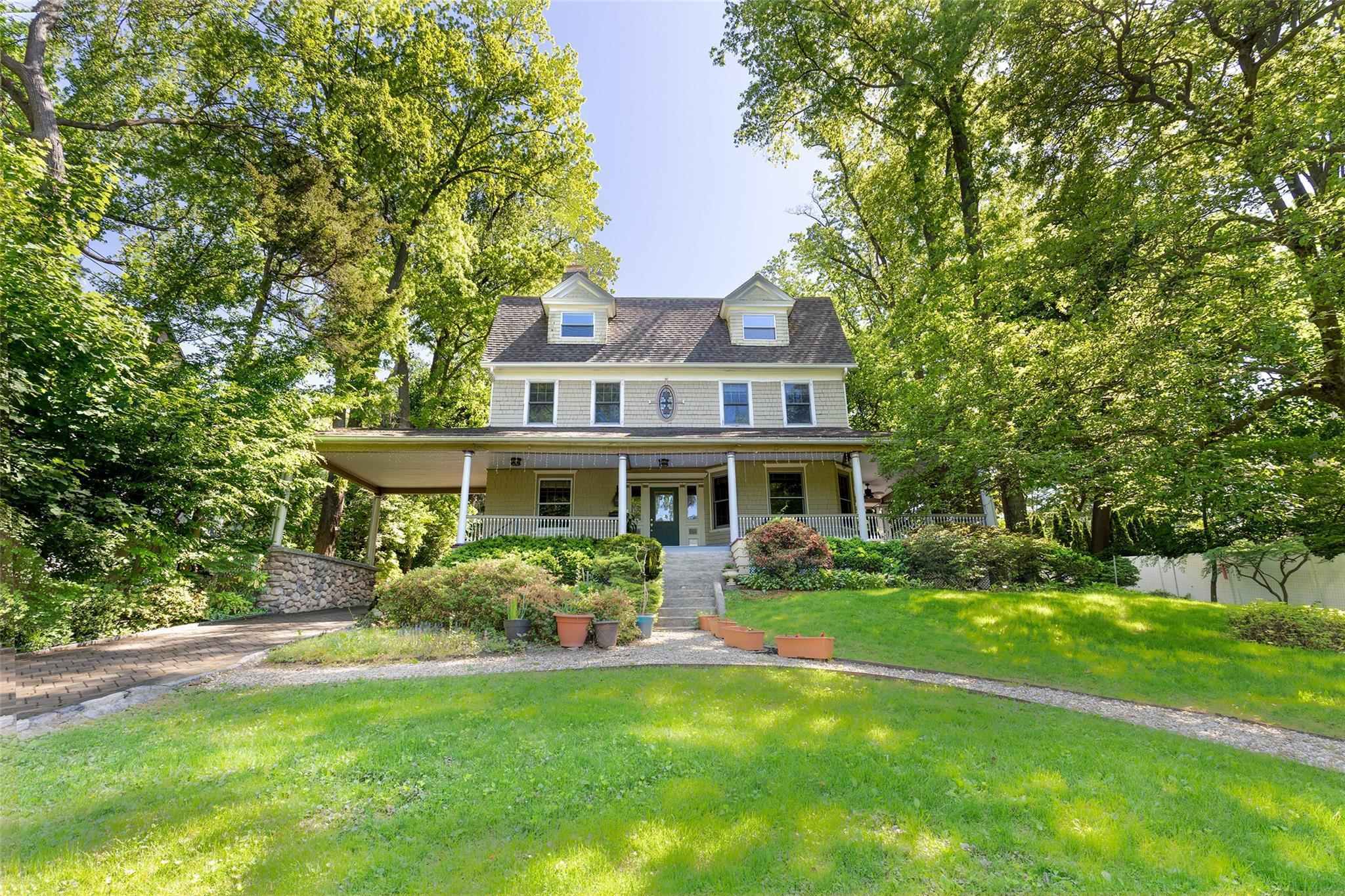 Single Family Montgomery  Westchester County, NY 10804, MLS-865822-2