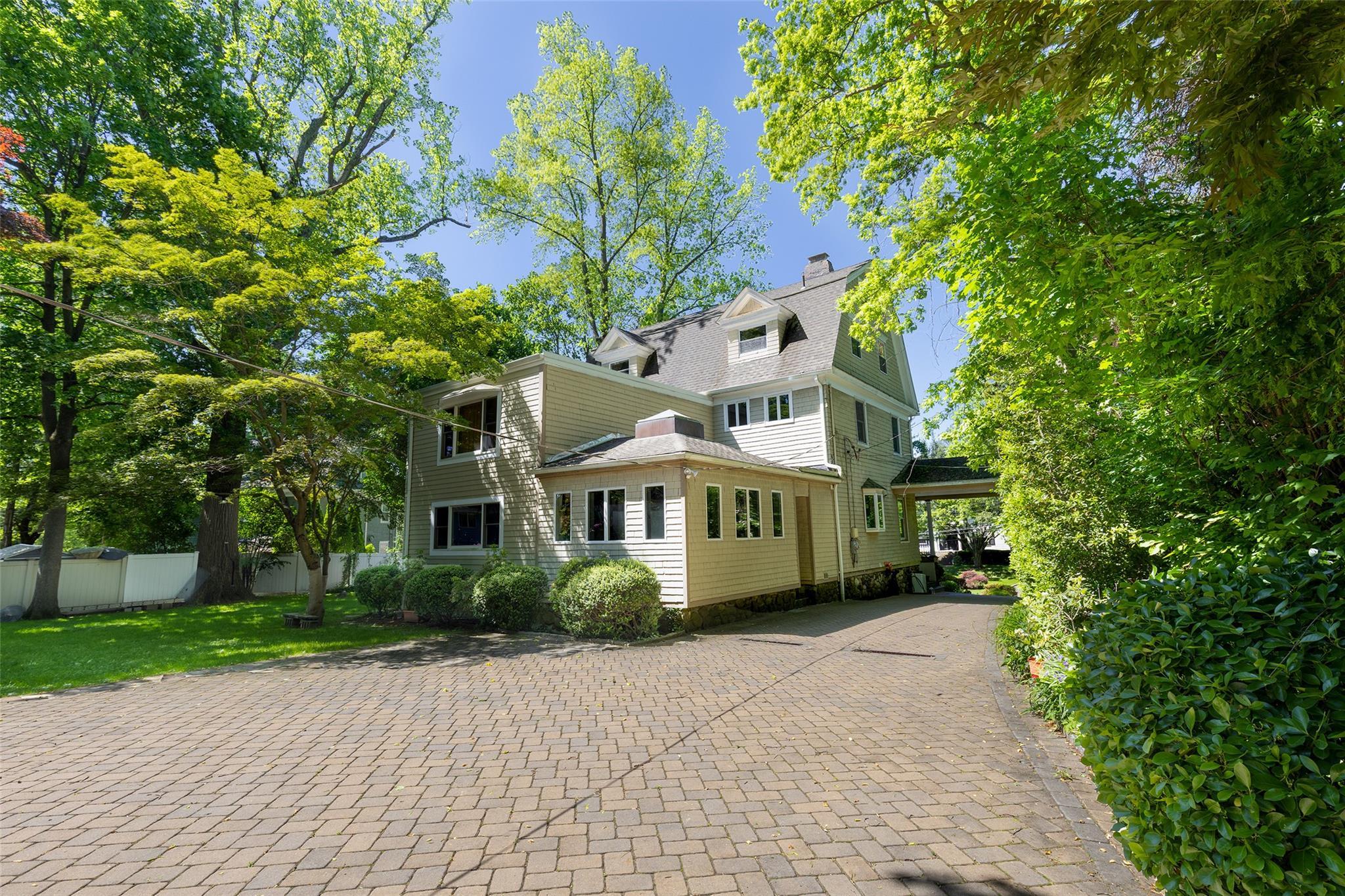 Single Family Montgomery  Westchester County, NY 10804, MLS-865822-28