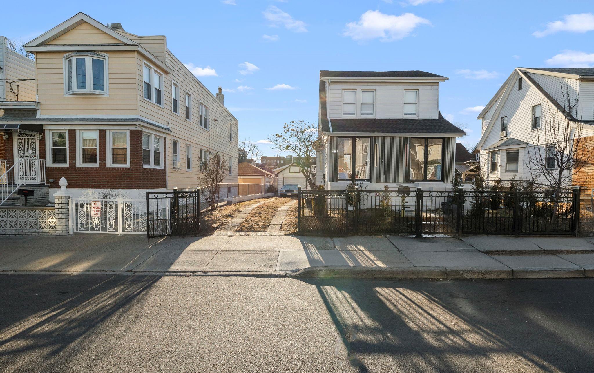 Single Family 121st  Queens, NY 11420, MLS-865828-4