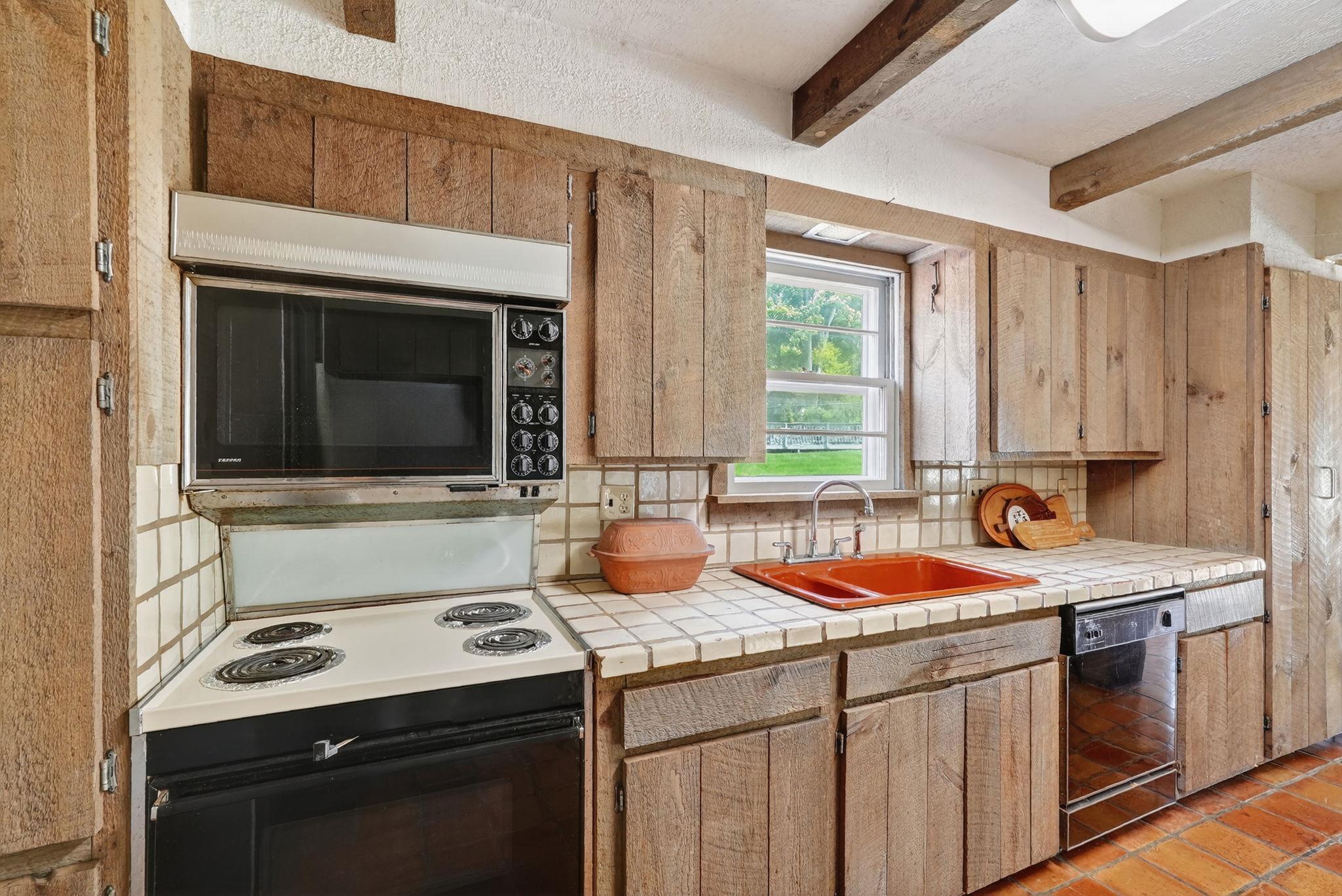 Single Family Old Farms  Dutchess County, NY 12603, MLS-865841-13