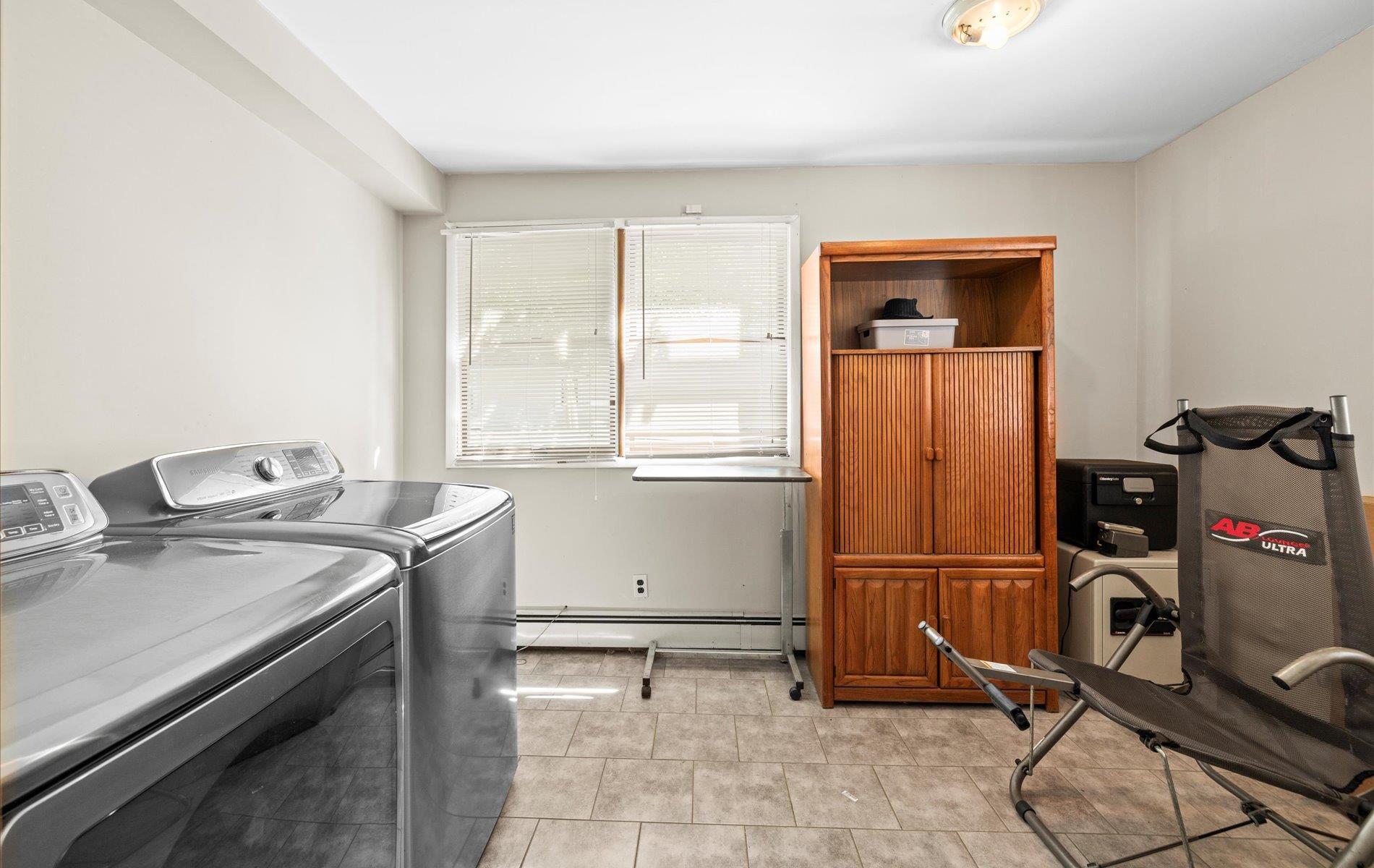 Single Family Court  Nassau County, NY 11710, MLS-865846-16