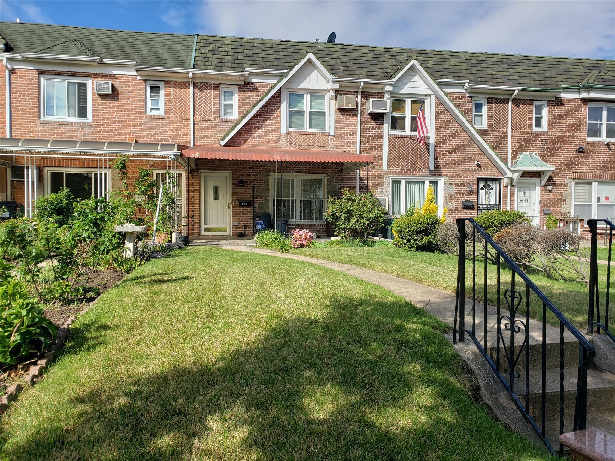 Single Family 84th  Queens, NY 11379, MLS-865862-21