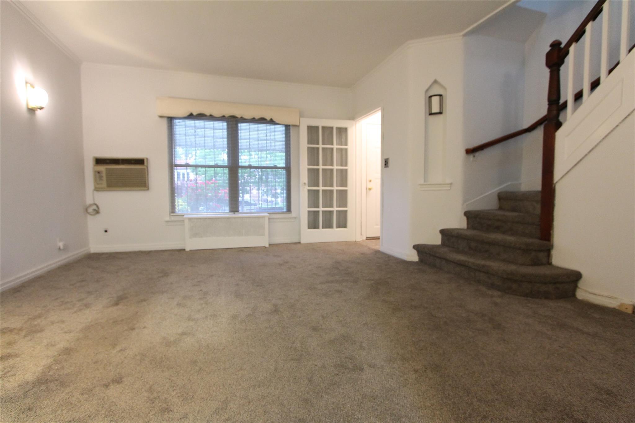 Single Family 84th Queens, NY 11379, MLS-865862-4