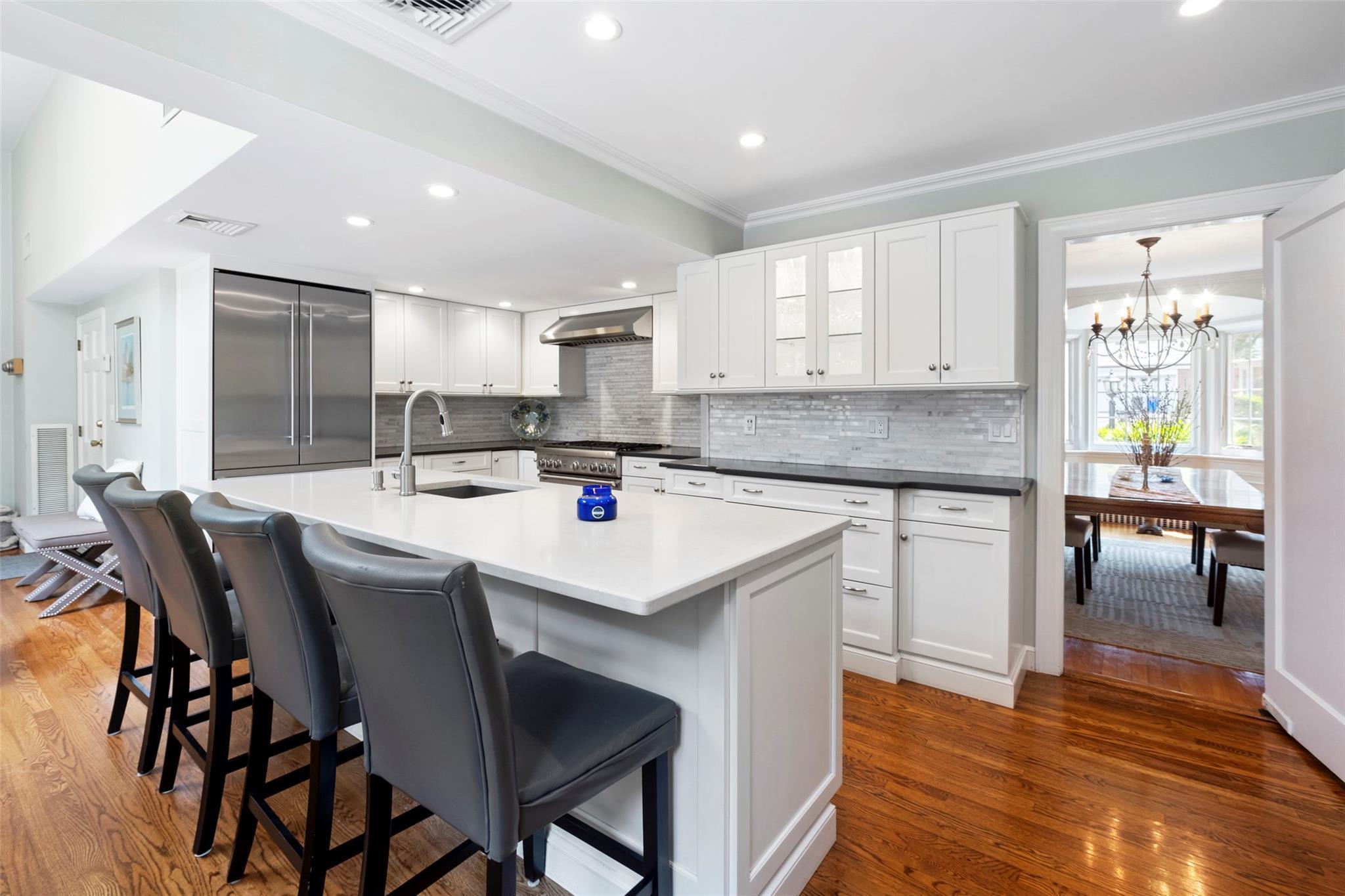 Single Family Deepdale  Nassau County, NY 11030, MLS-865912-10