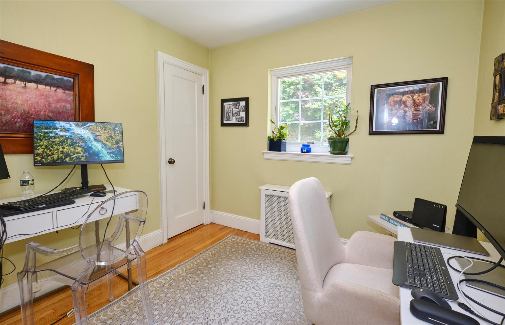 Single Family Deepdale  Nassau County, NY 11030, MLS-865912-14