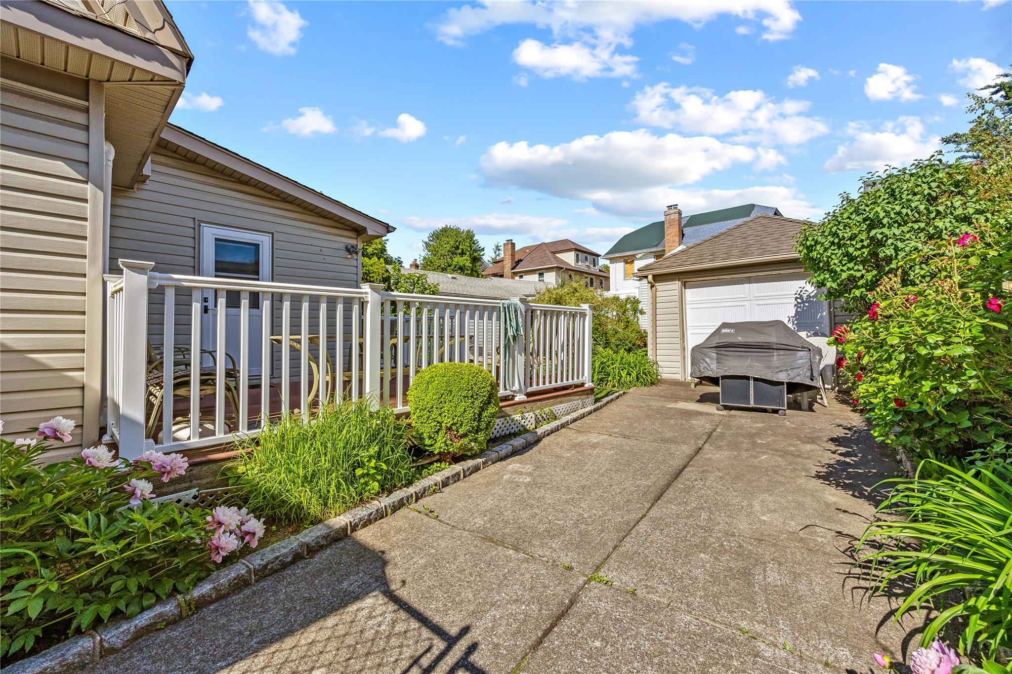 Single Family 169th  Queens, NY 11358, MLS-865920-21