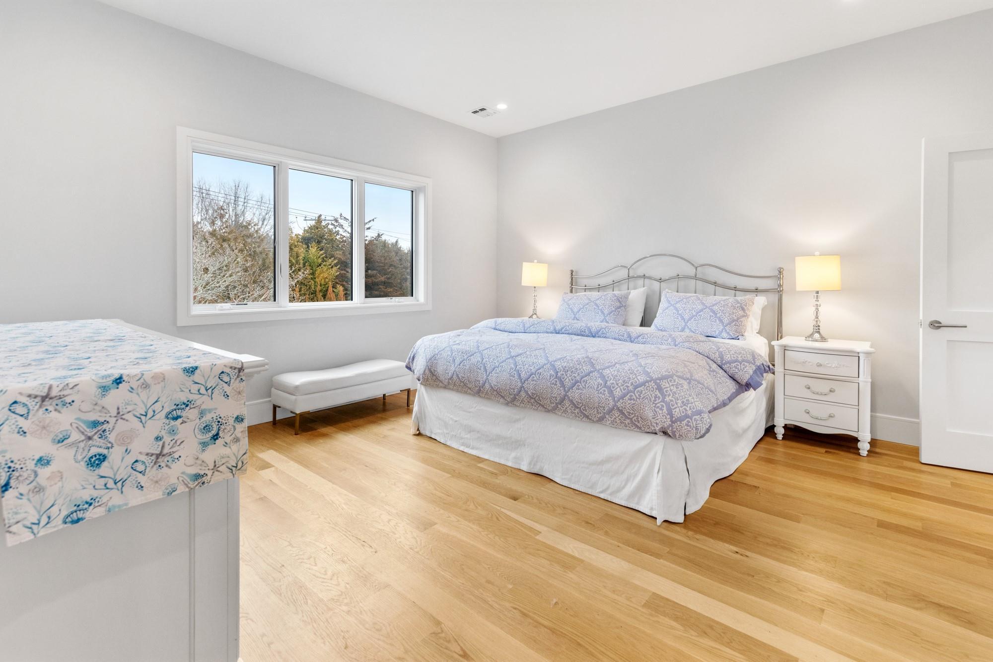 Single Family Lower 7 Ponds  Suffolk County, NY 11976, MLS-865937-22