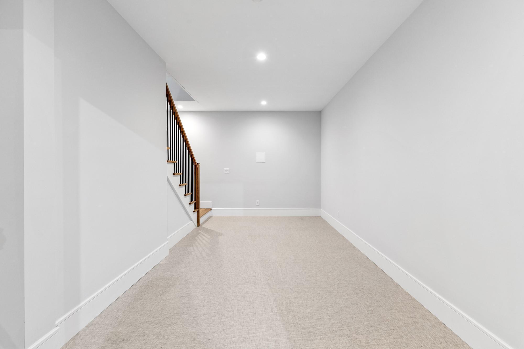 Single Family Lower 7 Ponds  Suffolk County, NY 11976, MLS-865937-39