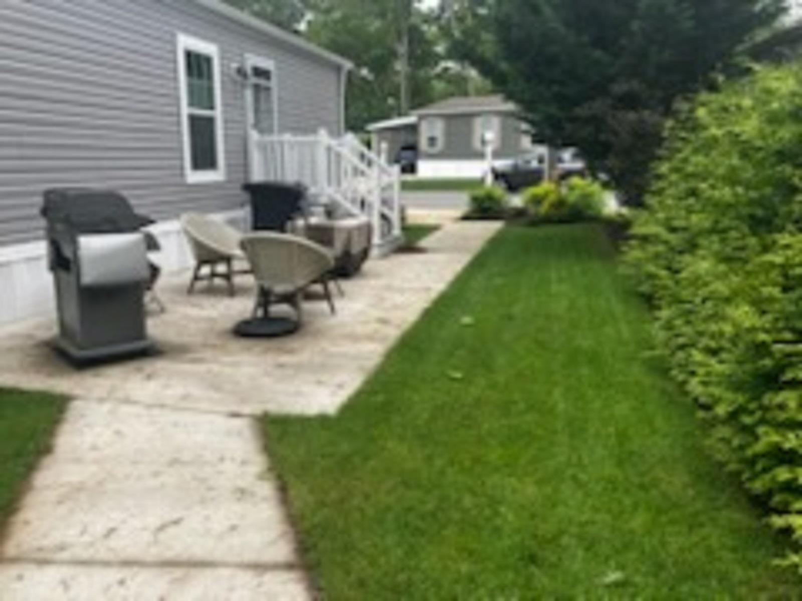 Single Family Old Country Road  Suffolk County, NY 11901, MLS-865948-6