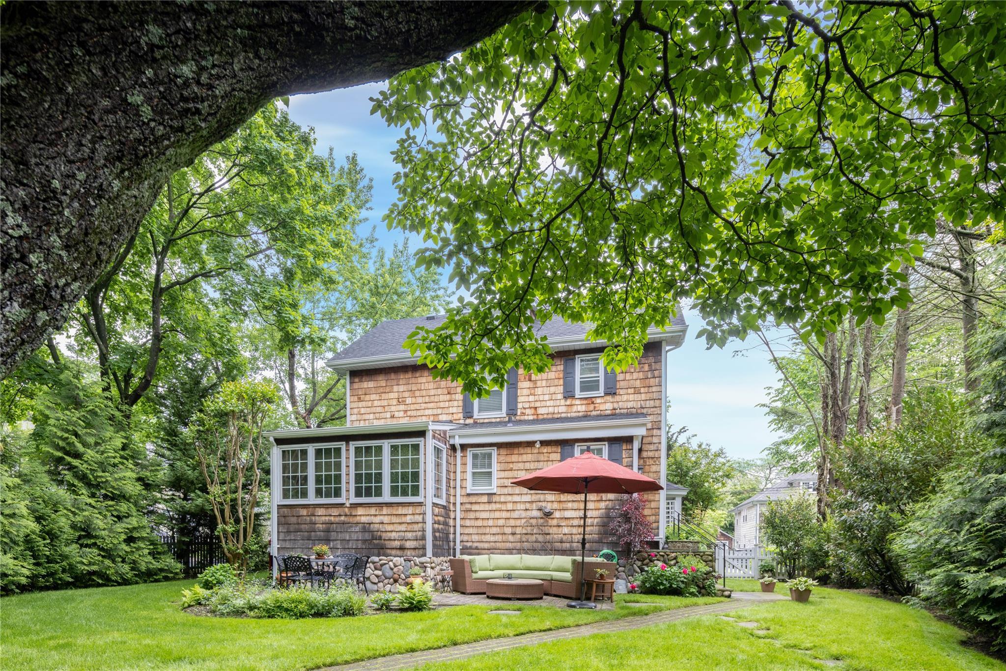 Single Family 4th  Nassau County, NY 11560, MLS-865960-17