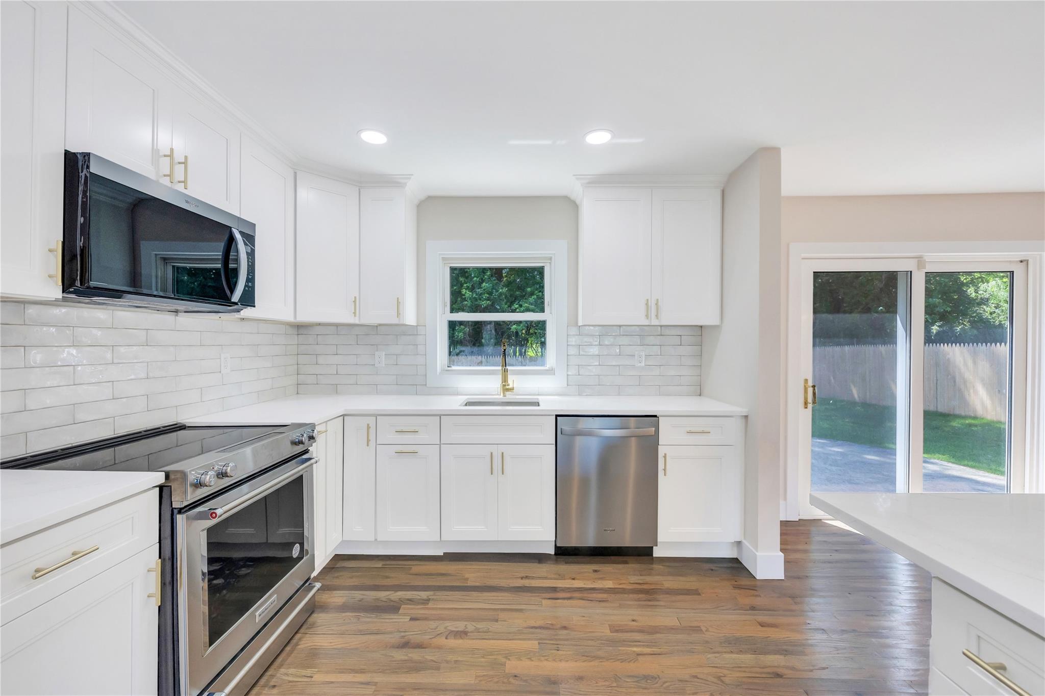 Single Family Bay  Suffolk County, NY 11772, MLS-865970-18