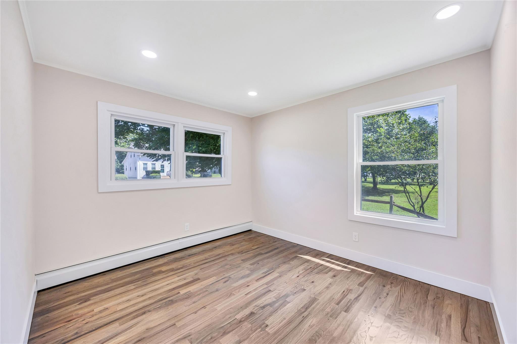 Single Family Bay  Suffolk County, NY 11772, MLS-865970-23