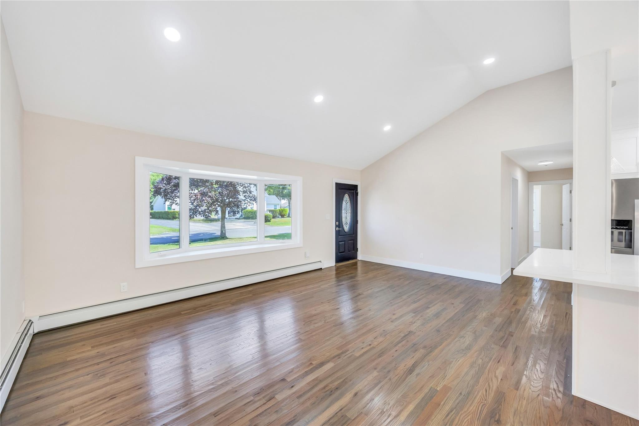 Single Family Bay  Suffolk County, NY 11772, MLS-865970-9