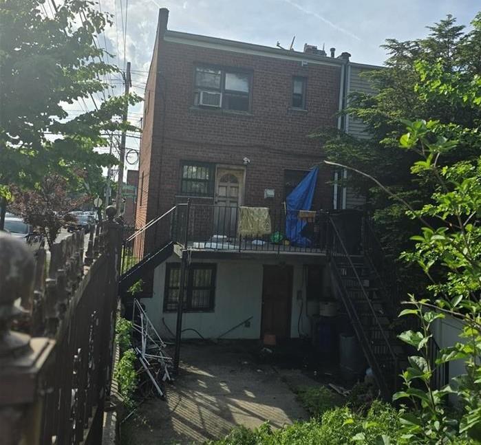 Single Family Barnes  Bronx, NY 10467, MLS-865978-2